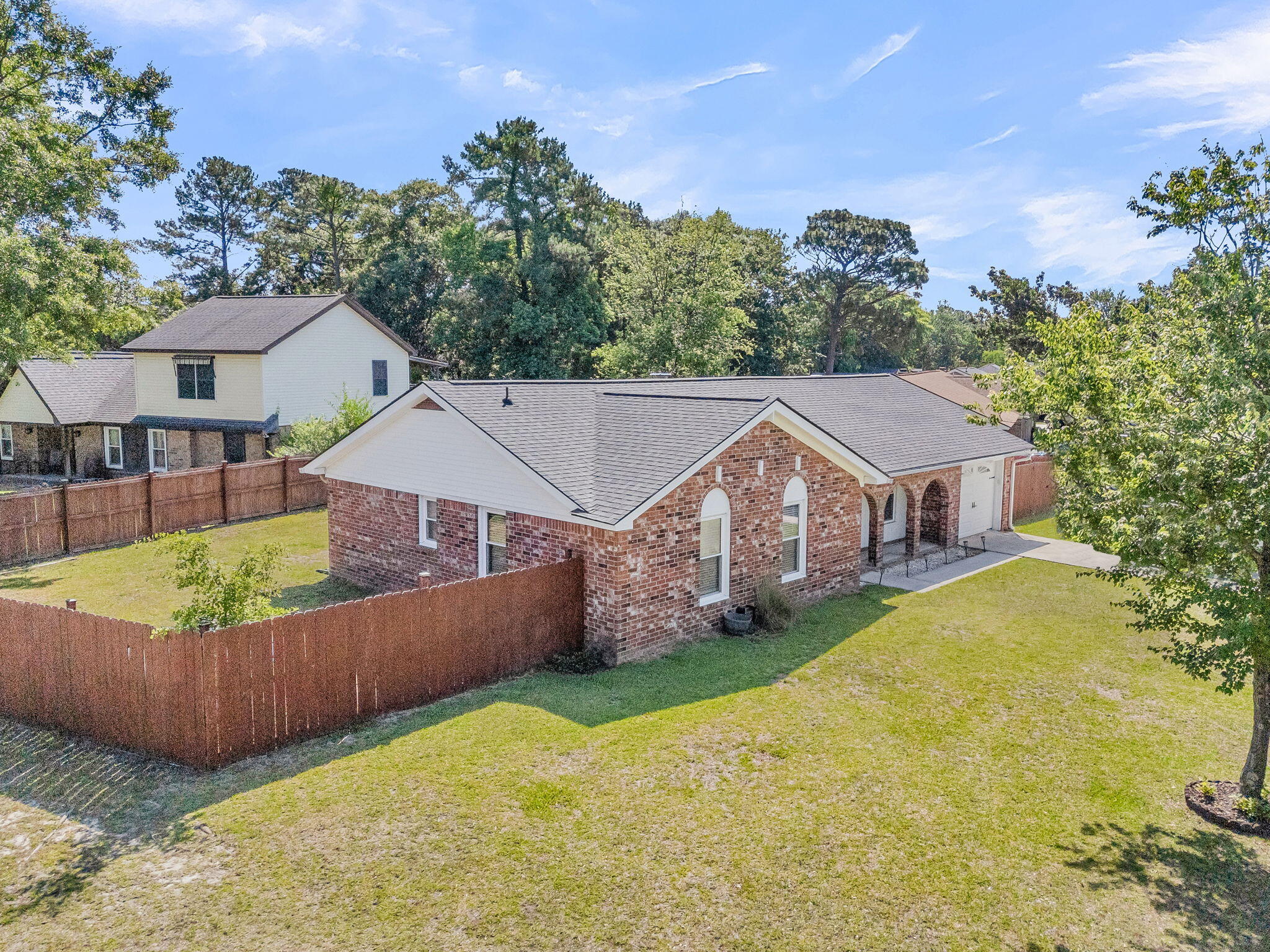 209 Longleaf Road