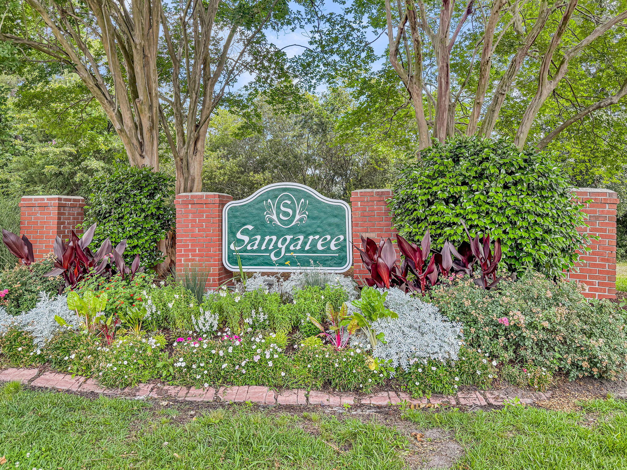 209 Longleaf Road