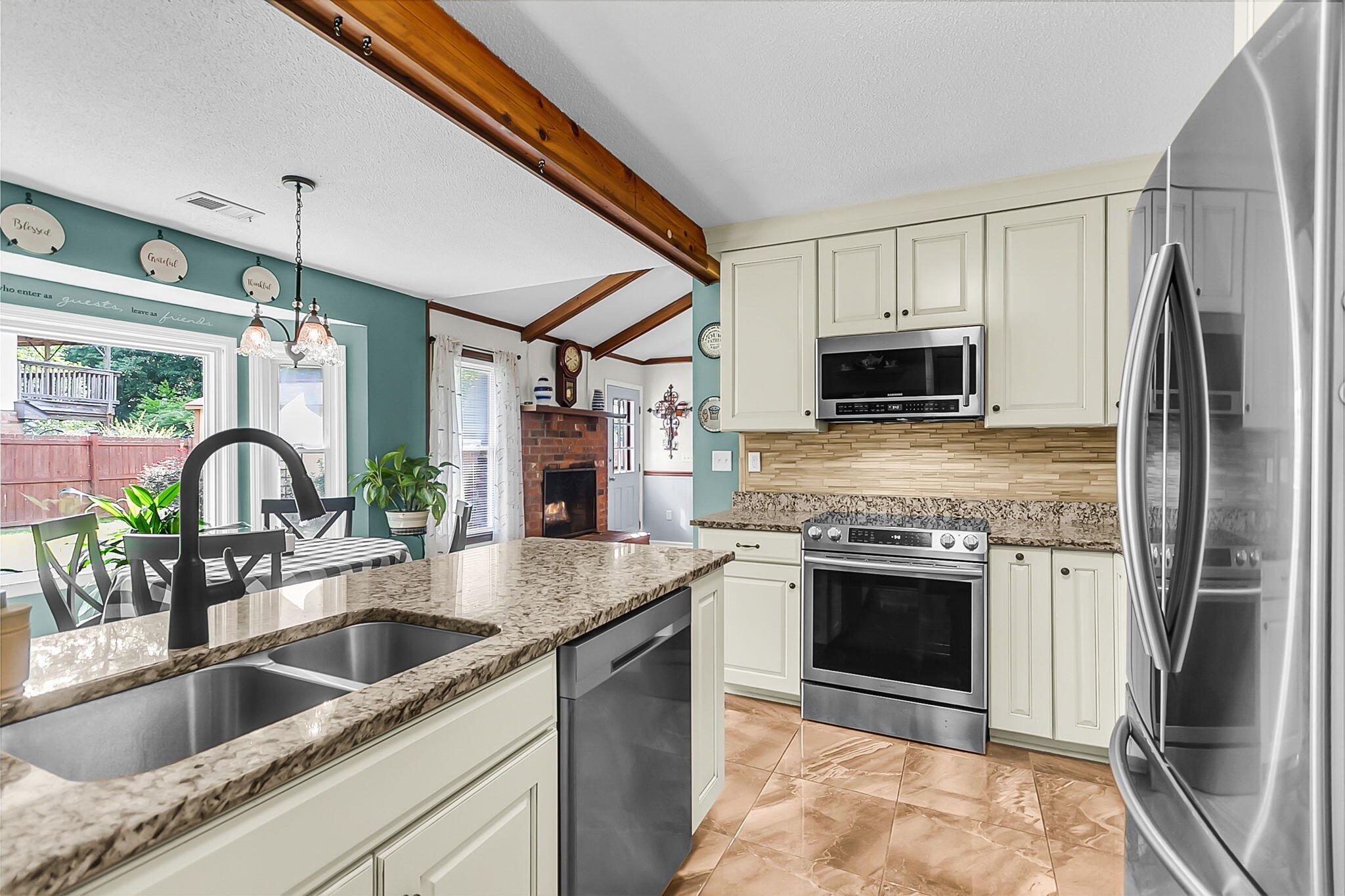 209 Longleaf Road