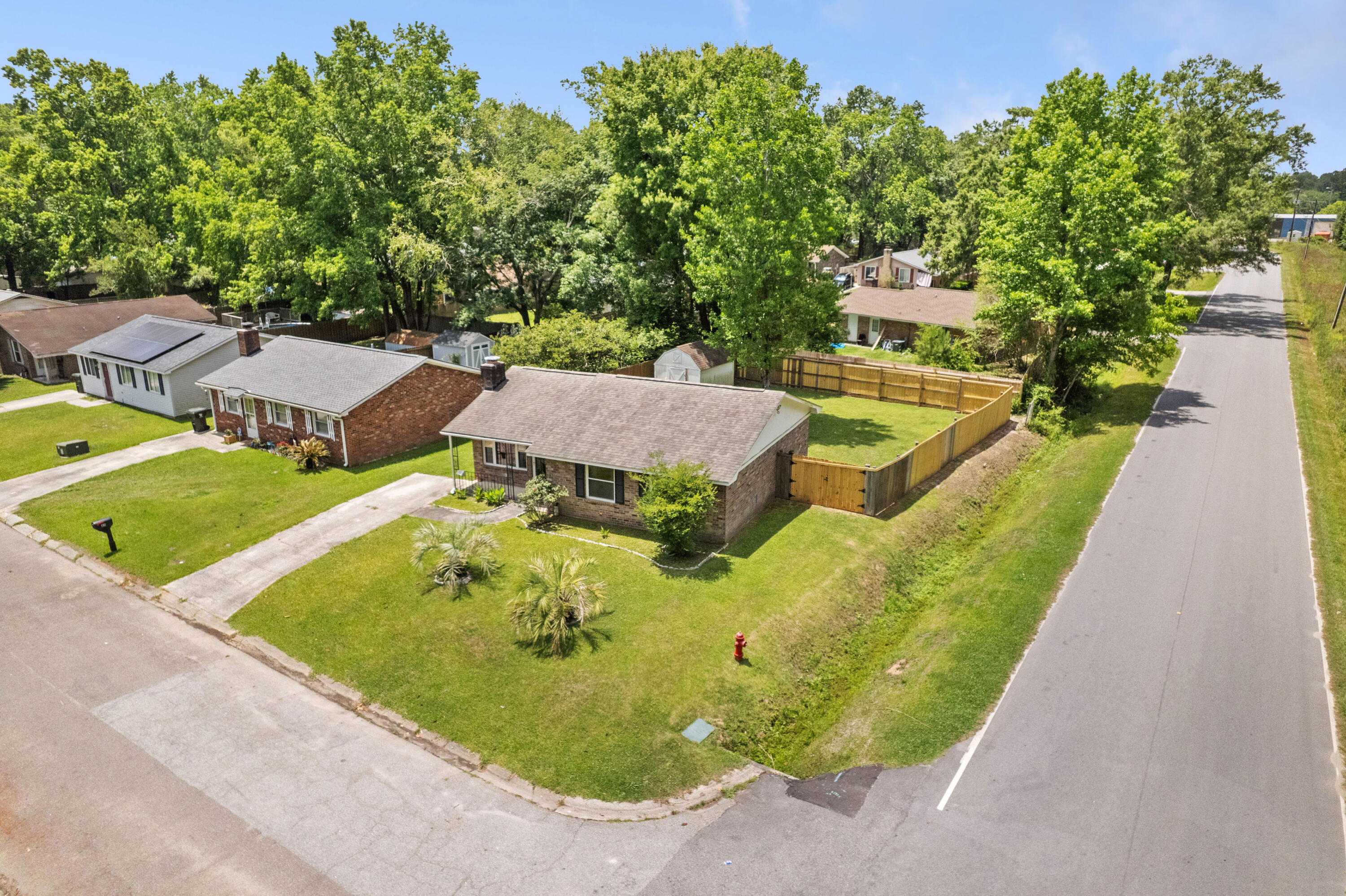 61 Tanbark Court