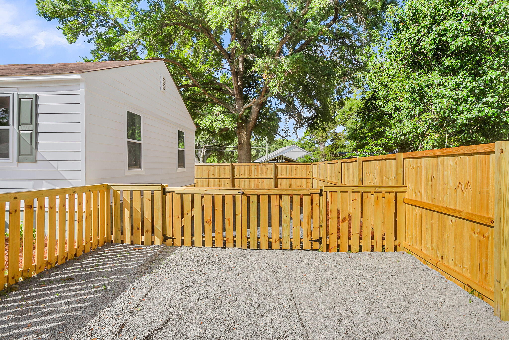 1139 Greenhill Road
