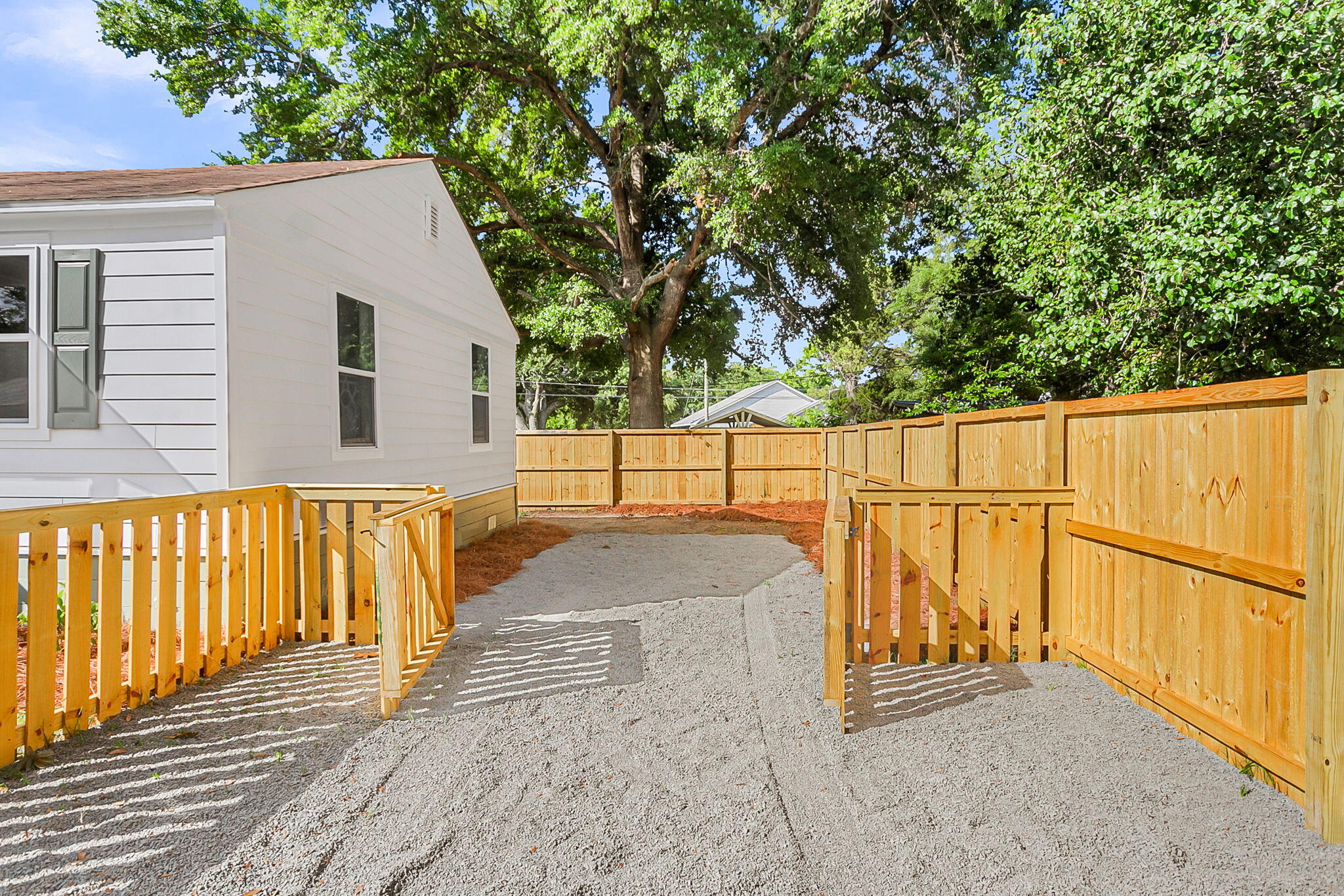 1139 Greenhill Road