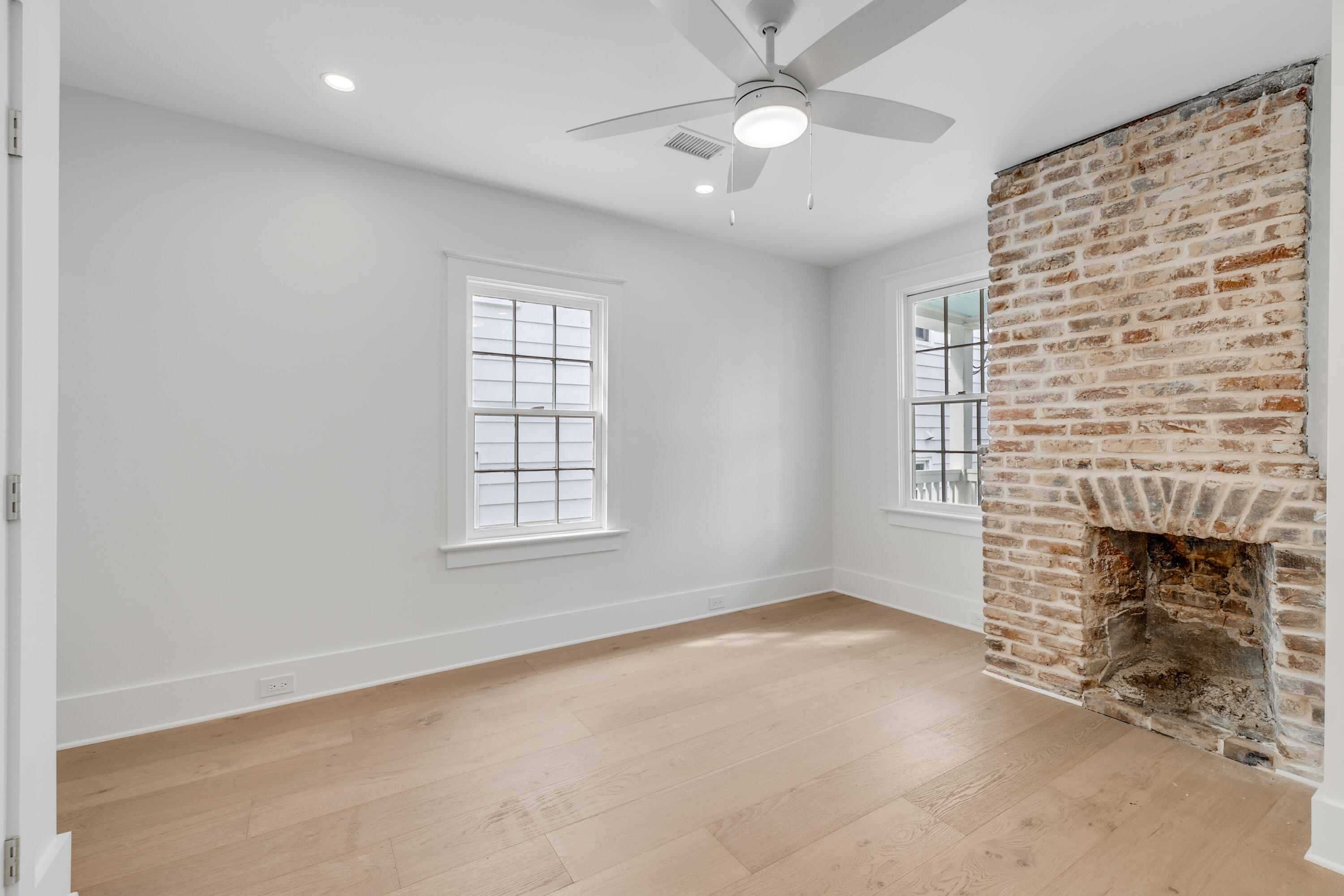 258 Coming St. Street