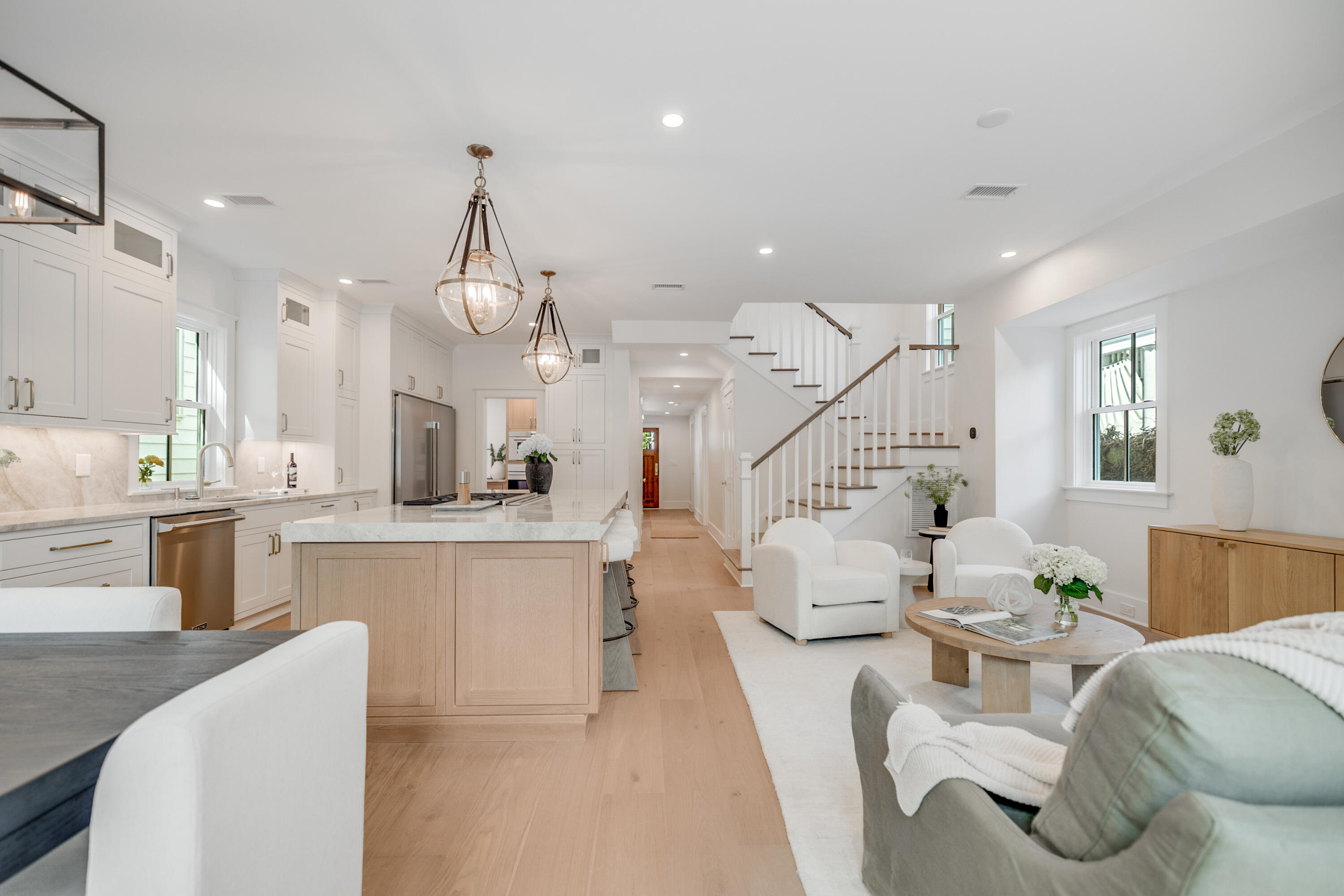 258 Coming St. Street