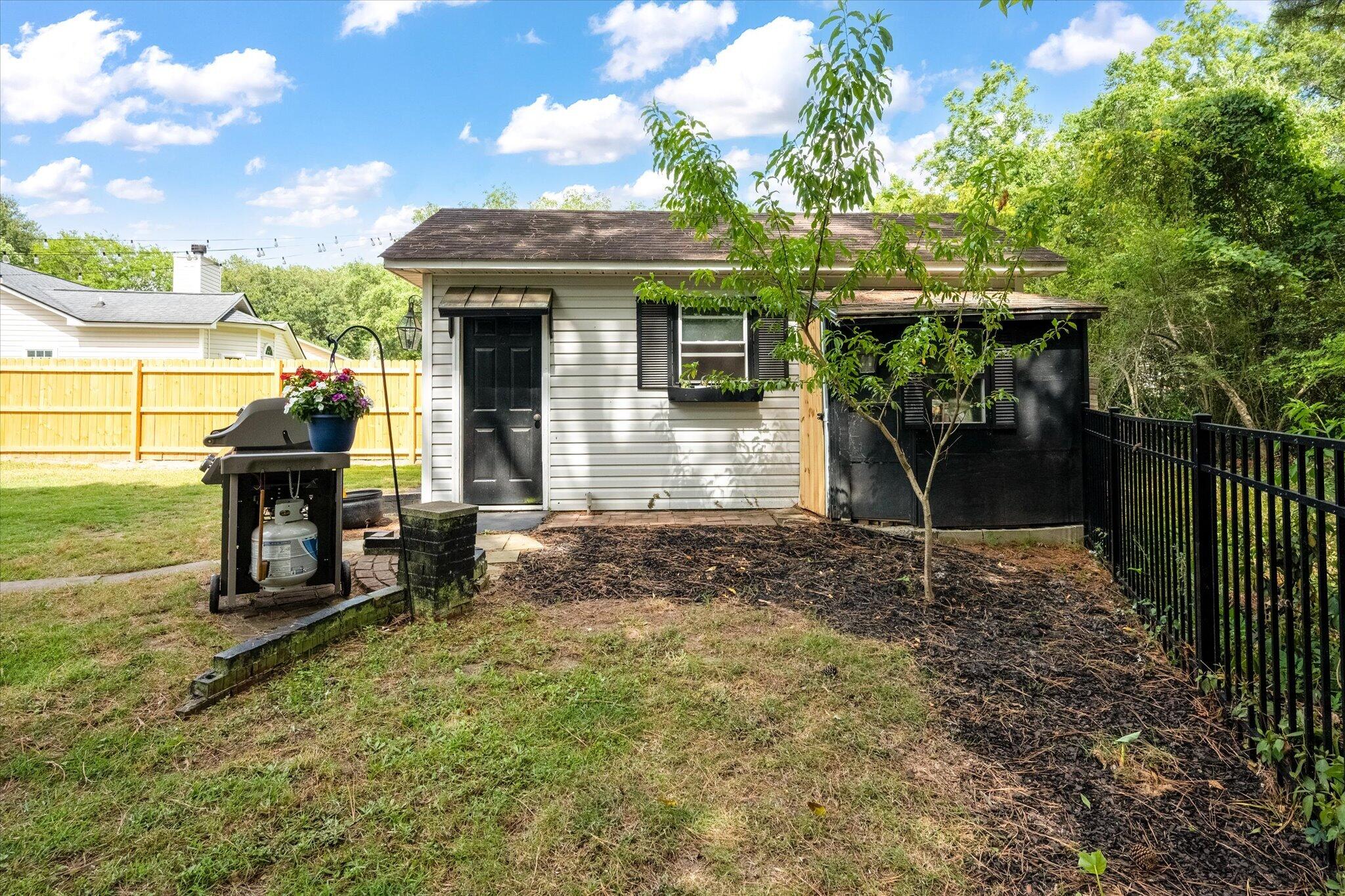 3564 Hunters Oak Lane