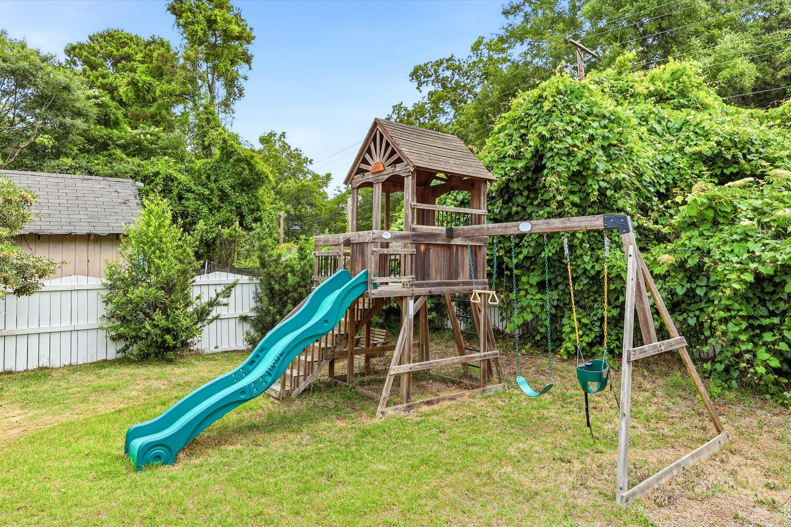 1421 Swamp Fox Lane