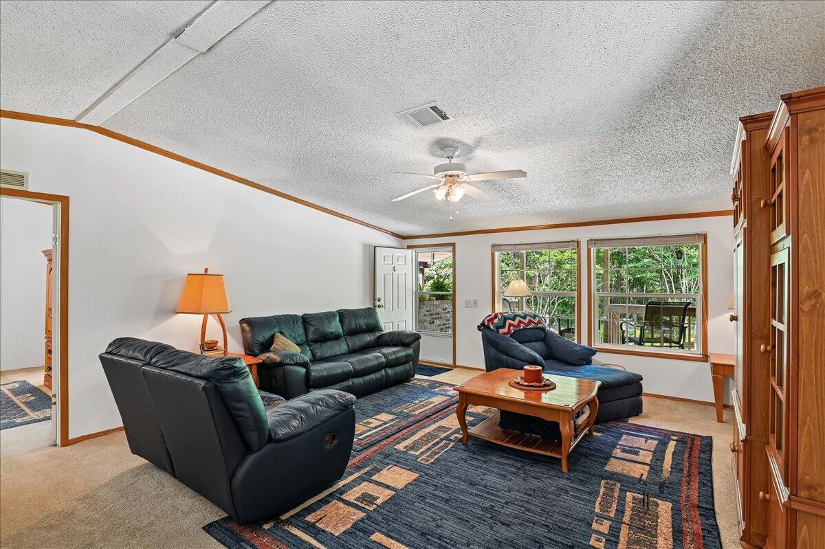 7089 Parkers Ferry Road