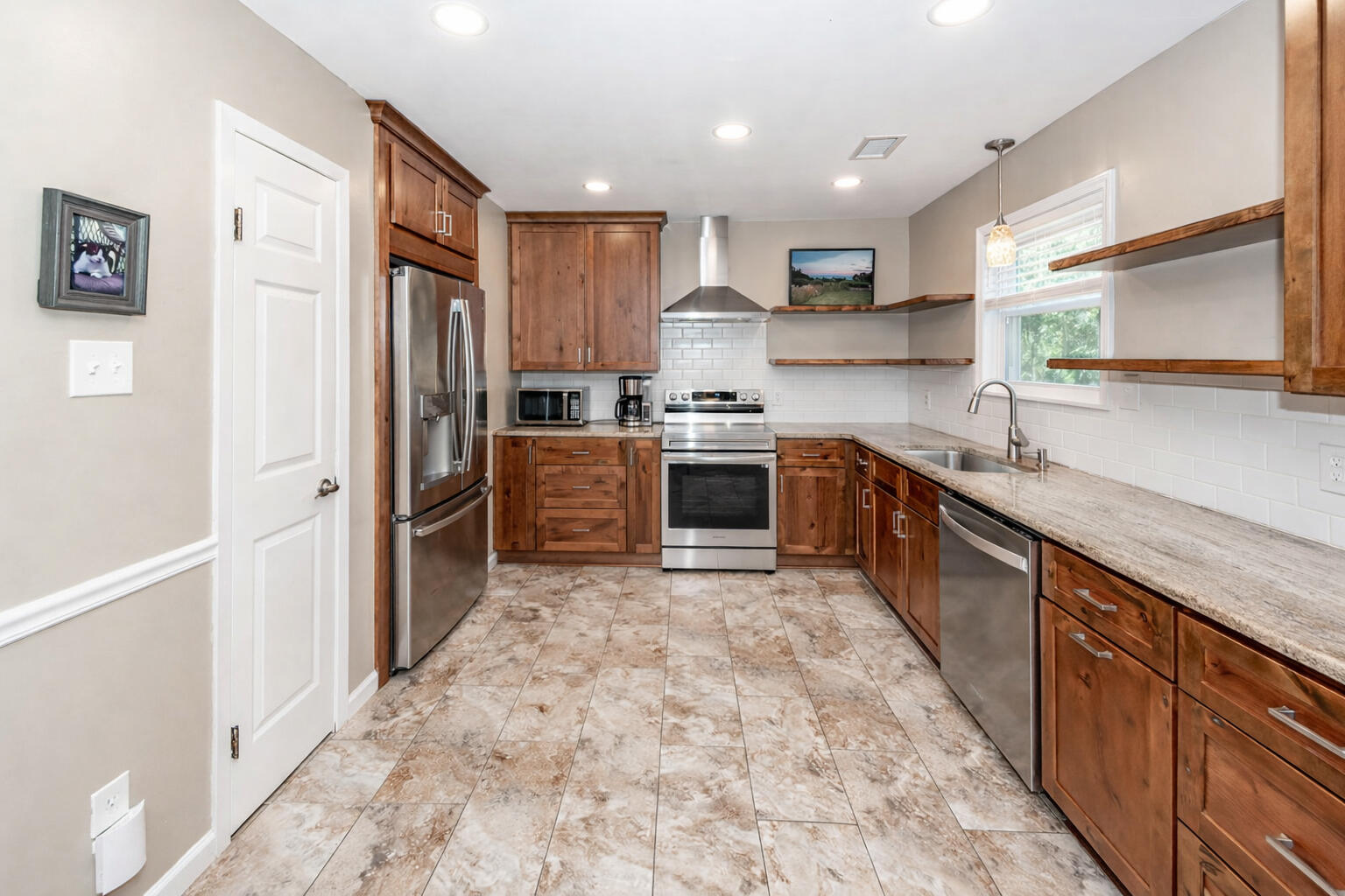 6619 Bears Bluff Road