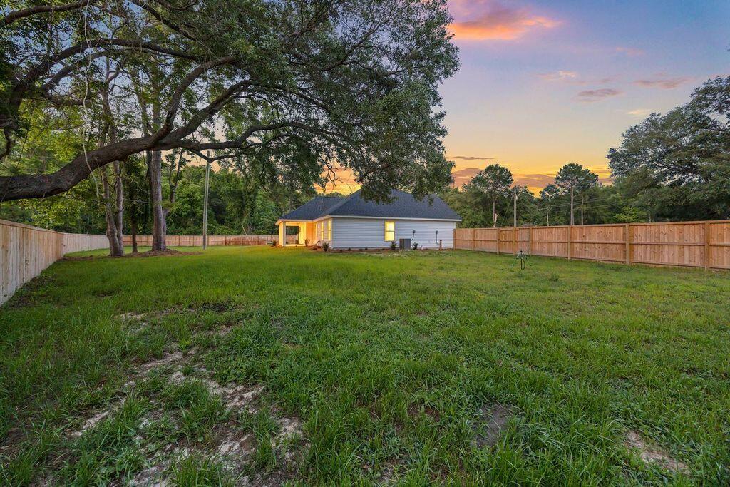 6324 N Highway 17