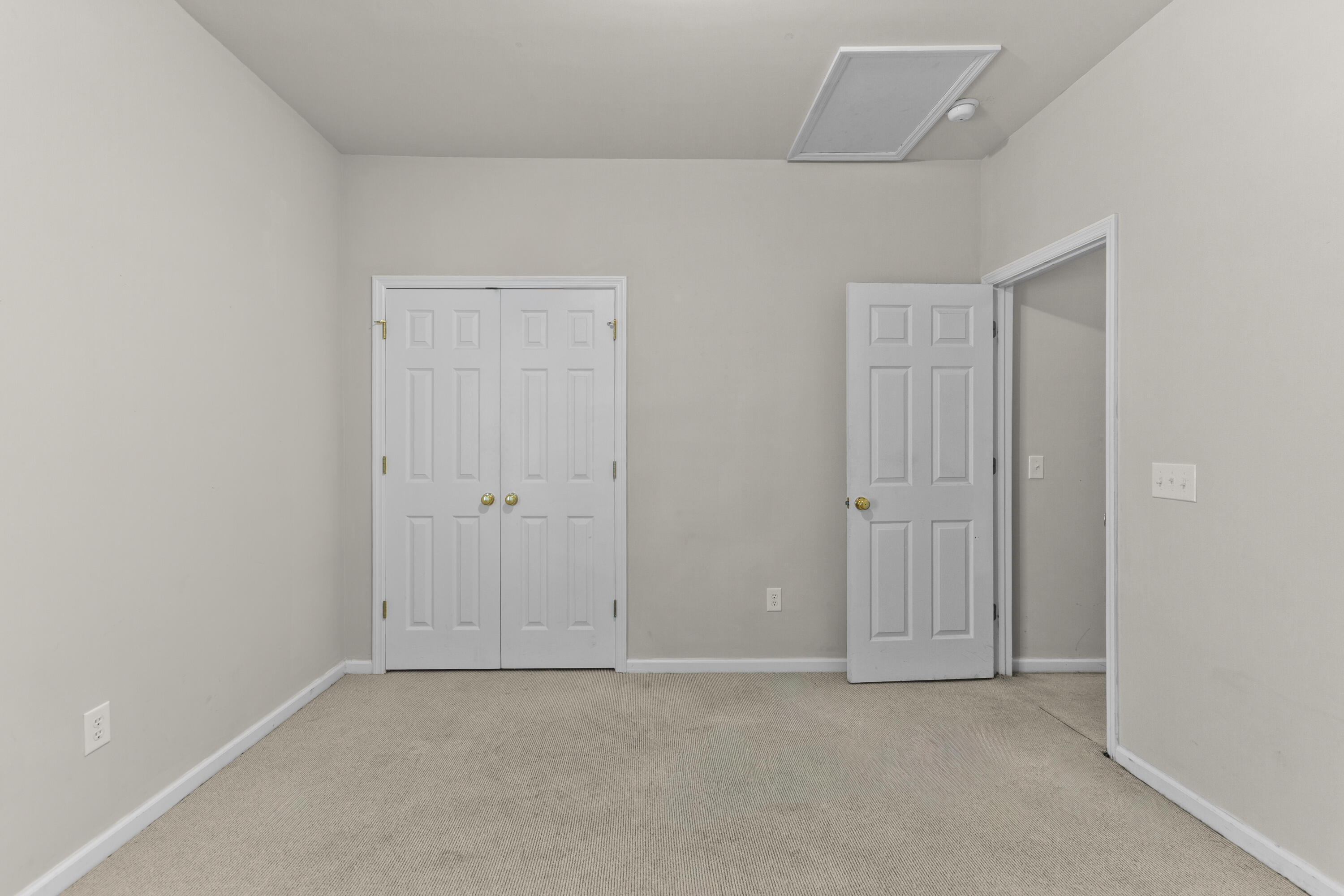 7211 Wistling Godwit Way