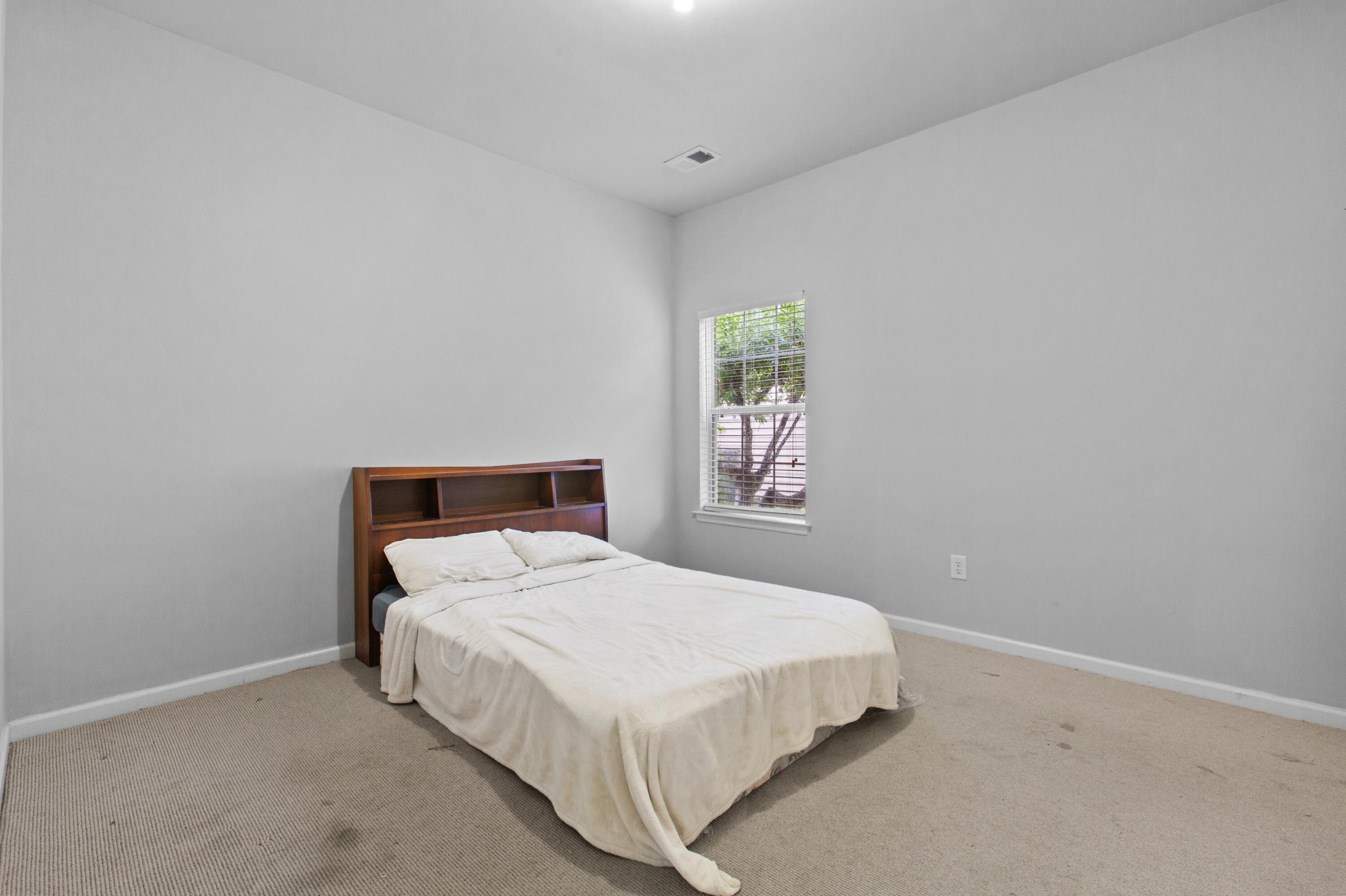 7211 Wistling Godwit Way