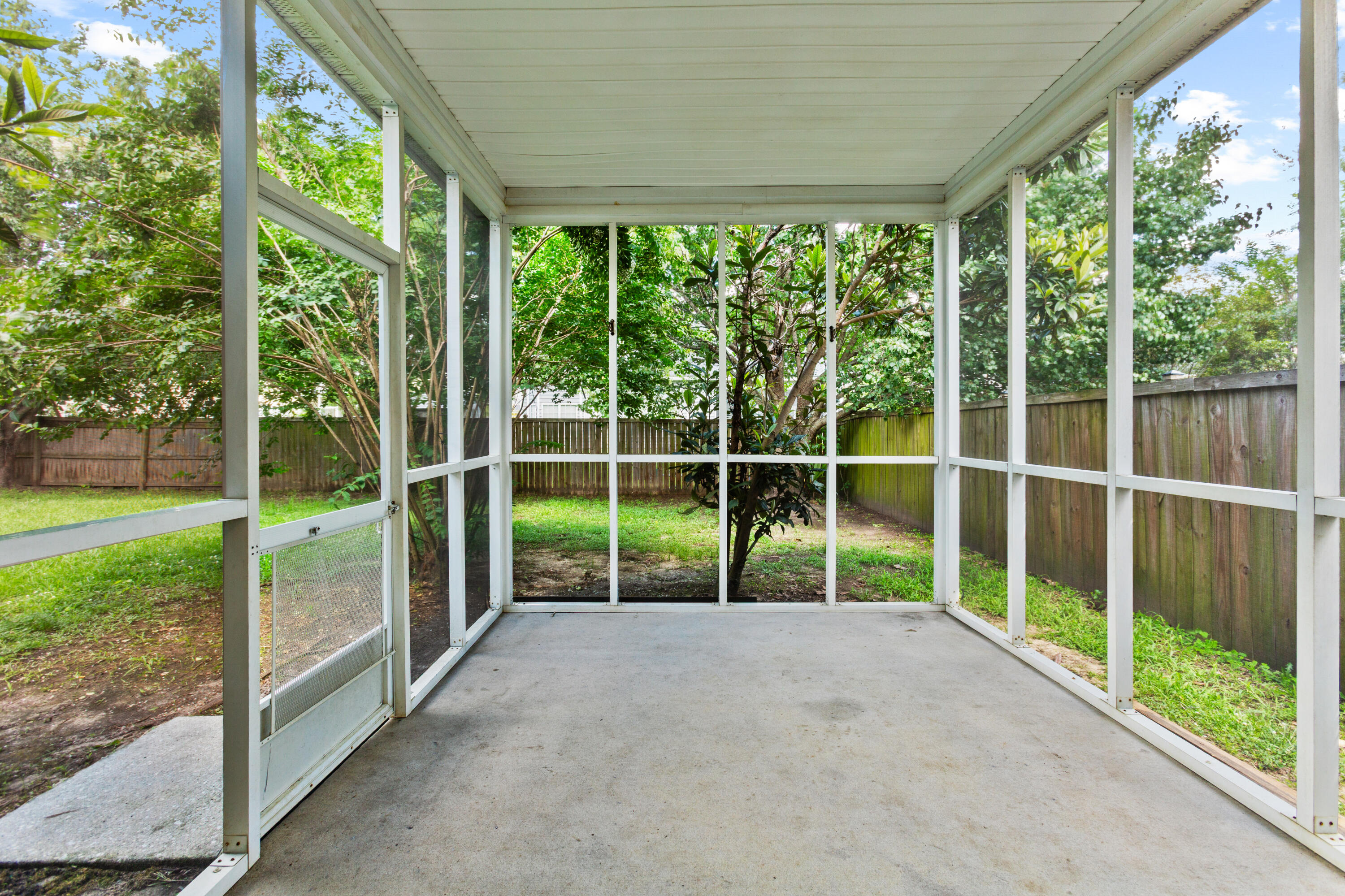 7211 Wistling Godwit Way