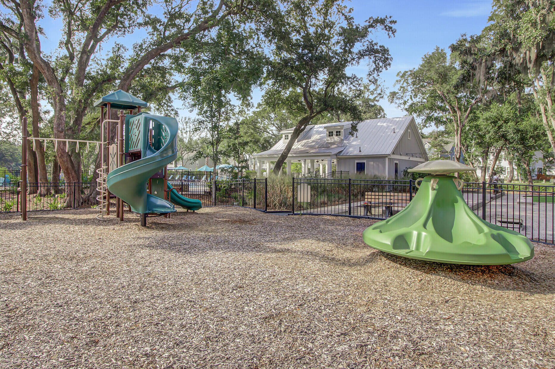 1903 Toland Court