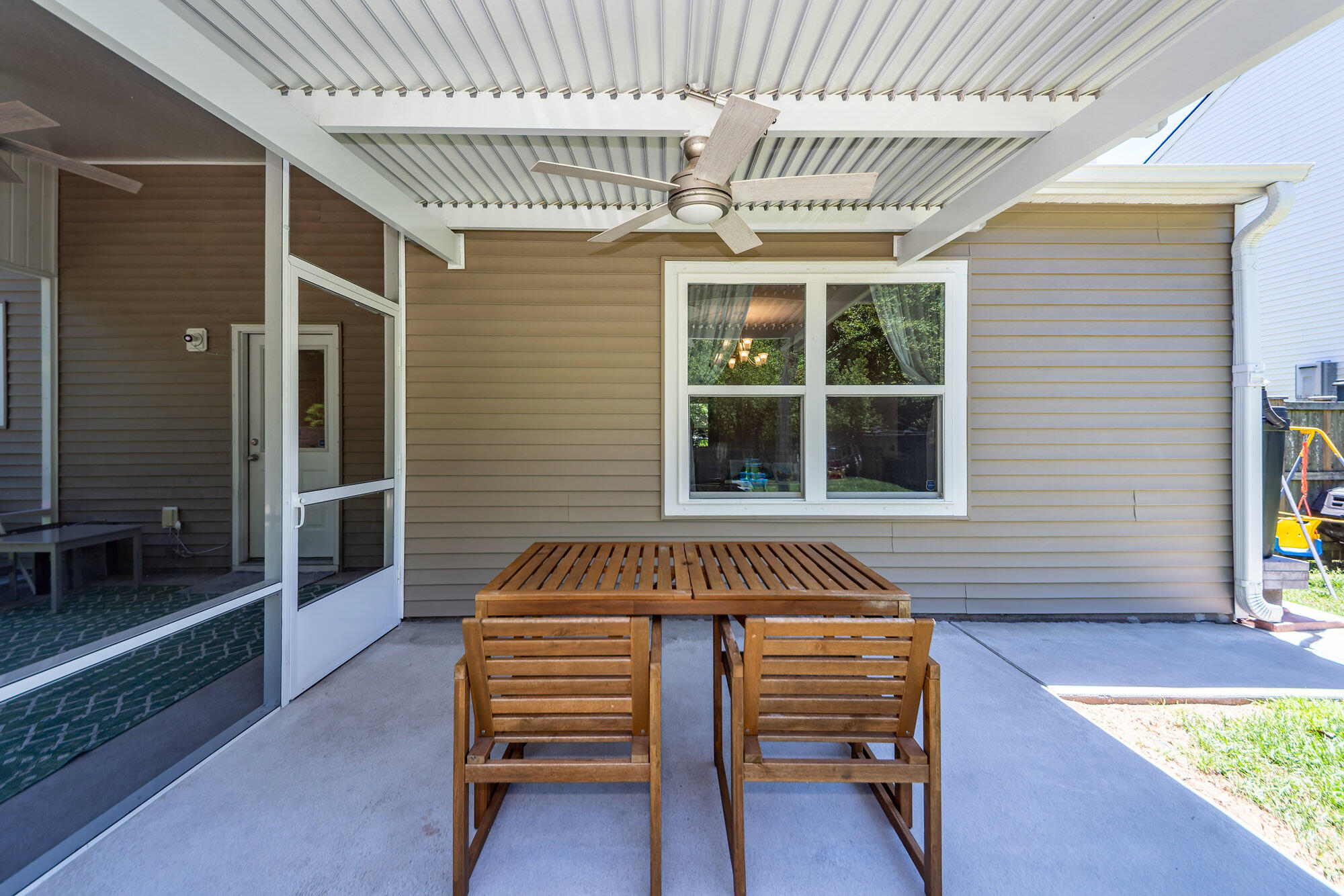 1903 Toland Court