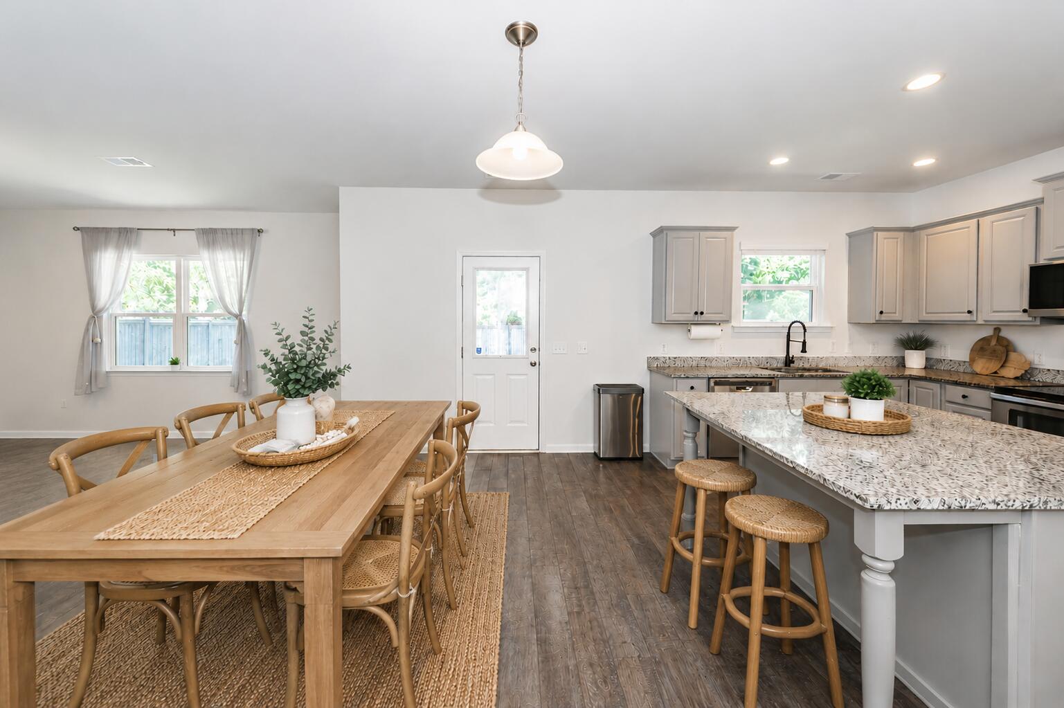 1903 Toland Court