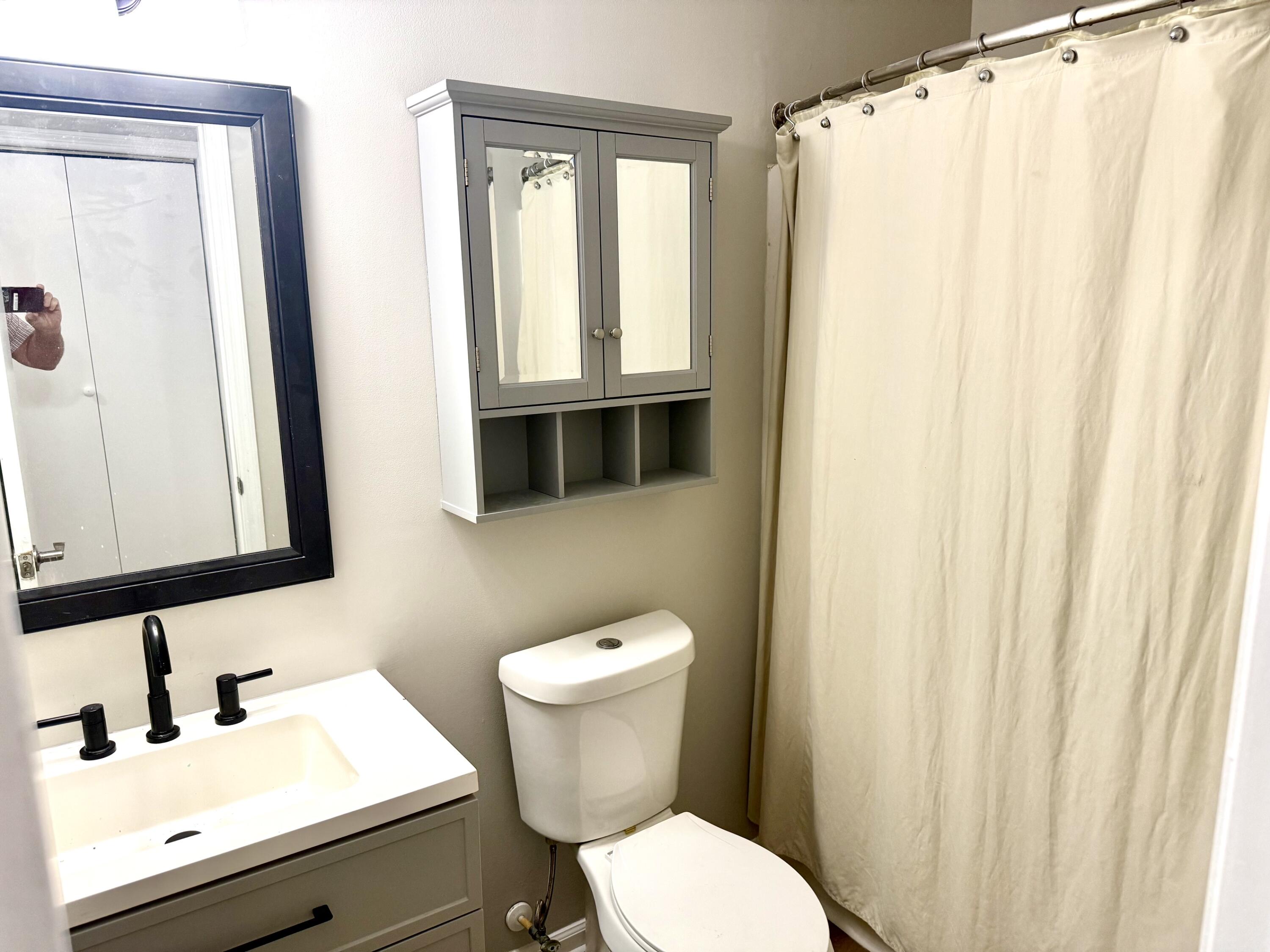 260 2 Pond Loop