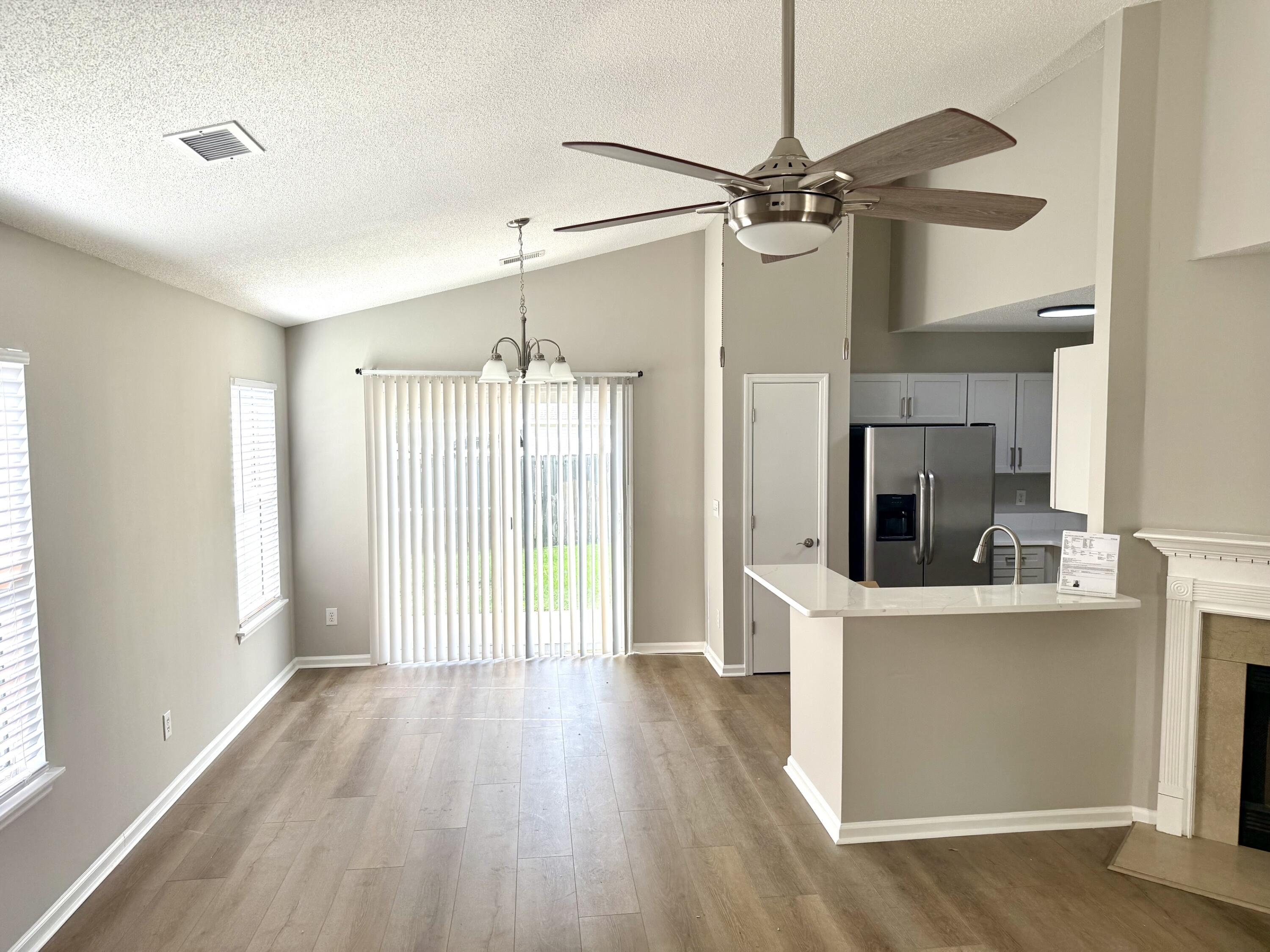 260 2 Pond Loop