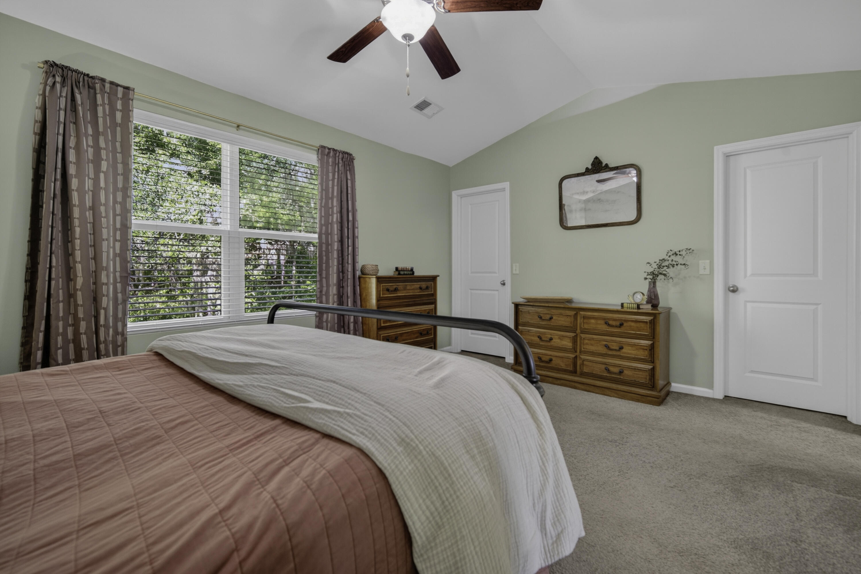 9127 Parlor Drive
