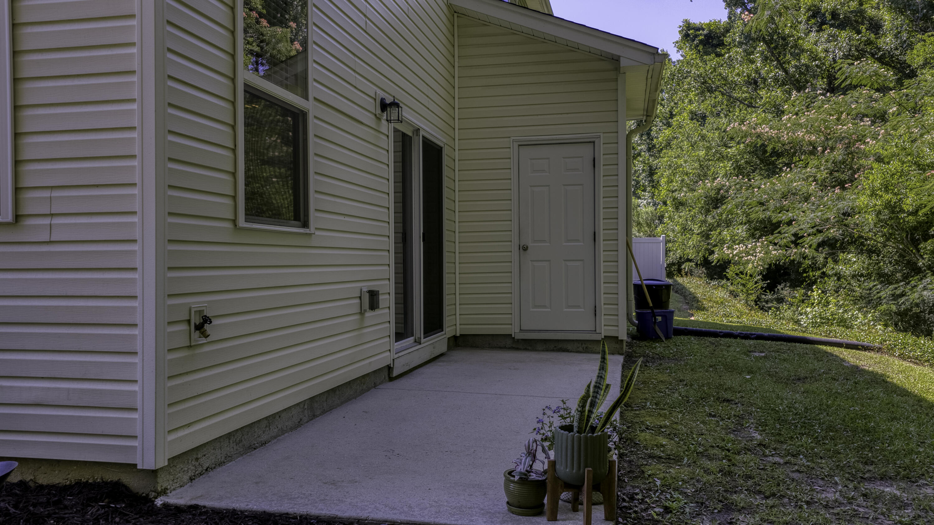 9127 Parlor Drive