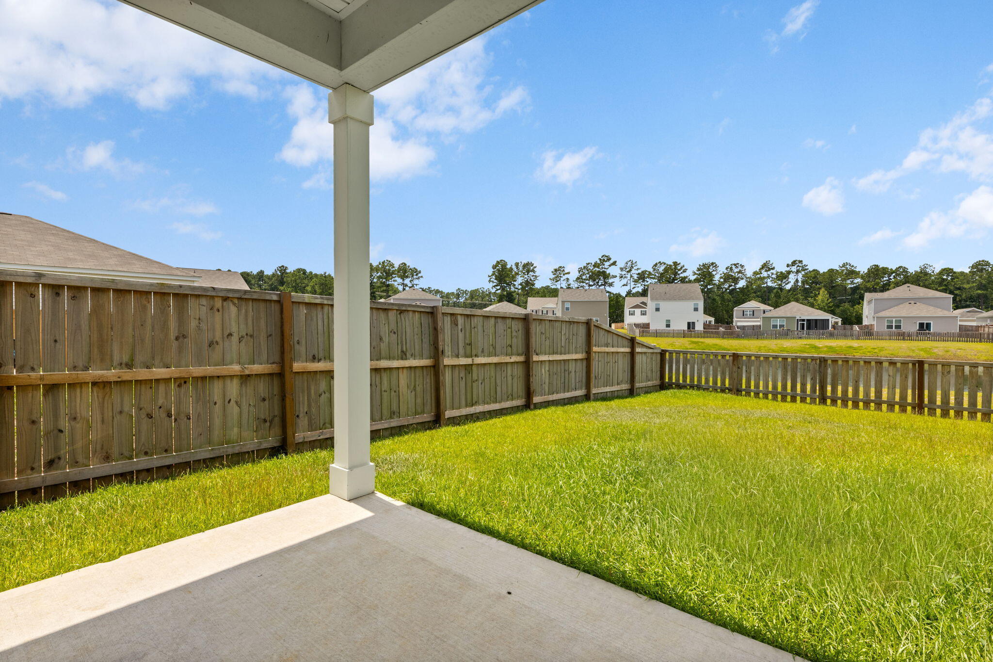 911 Woodside Creek Lane