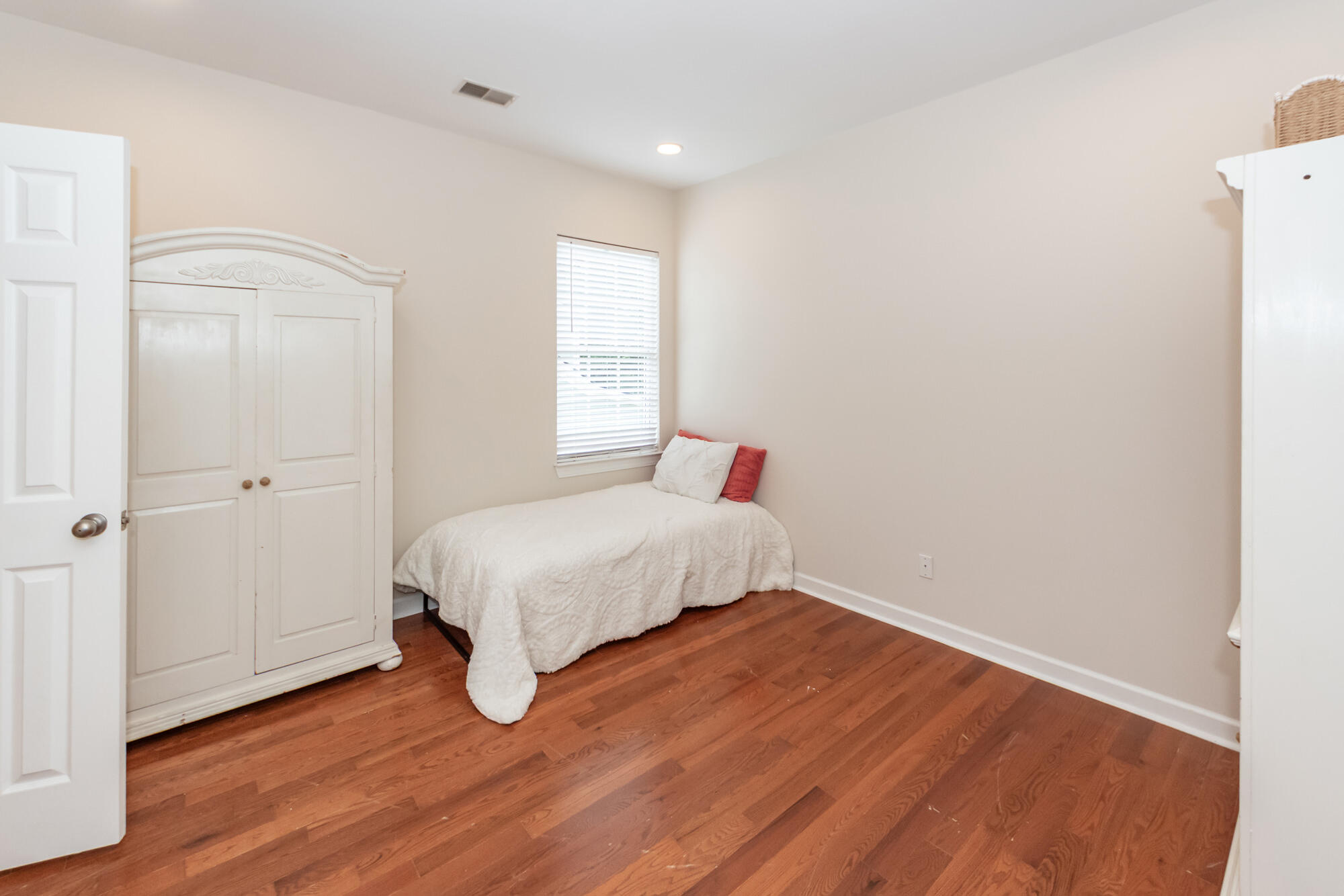 1752 James Basford Place