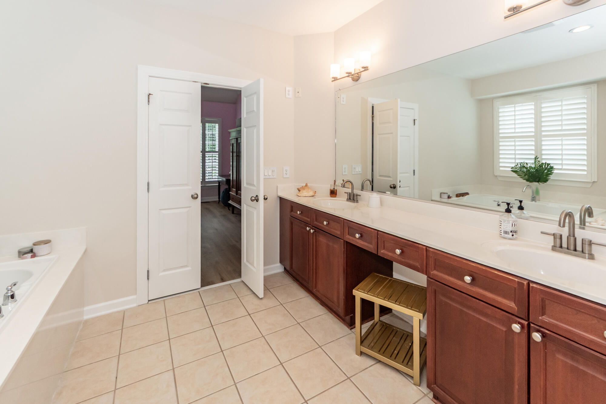 1752 James Basford Place