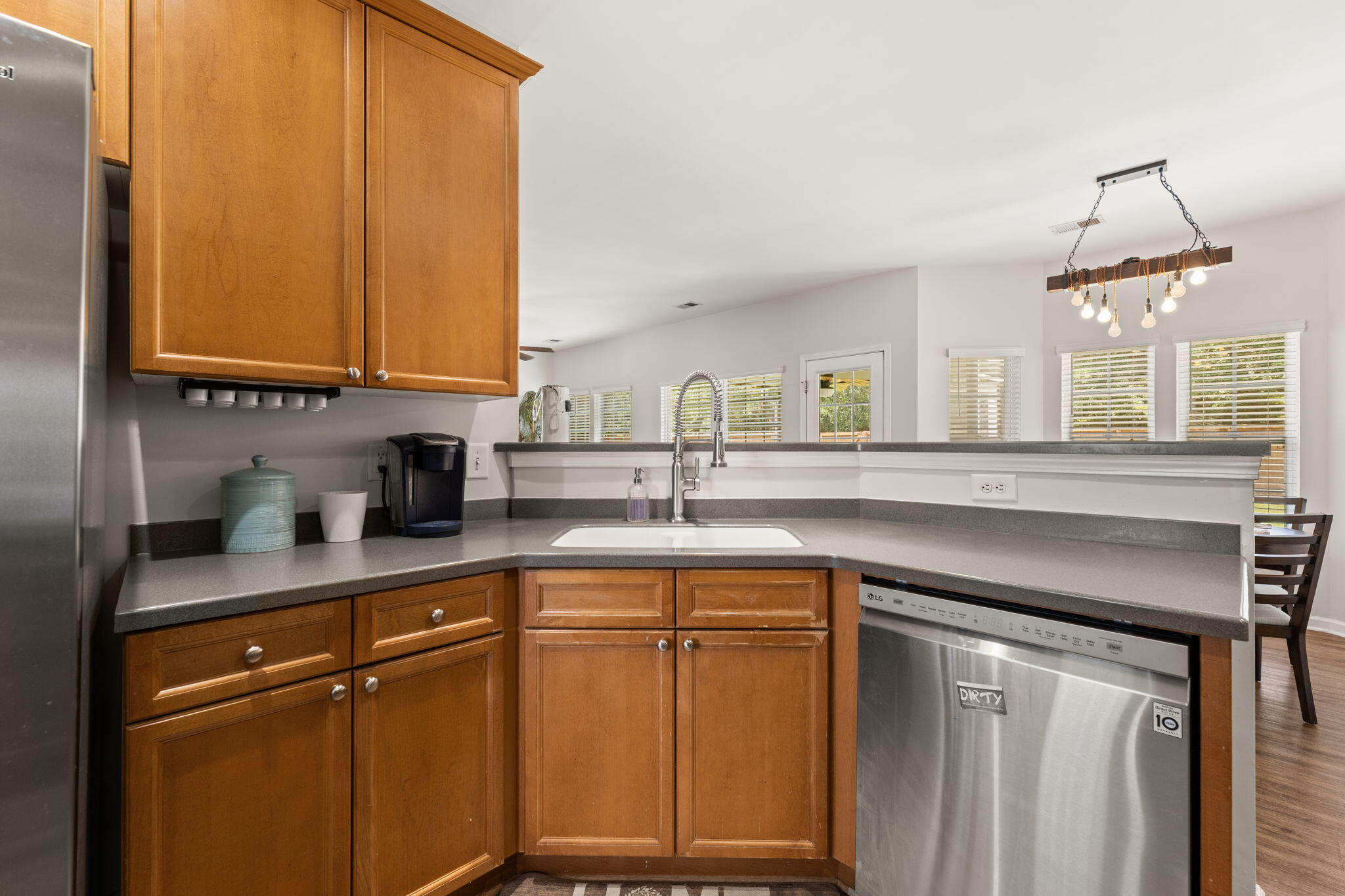 5255 Lenora Drive