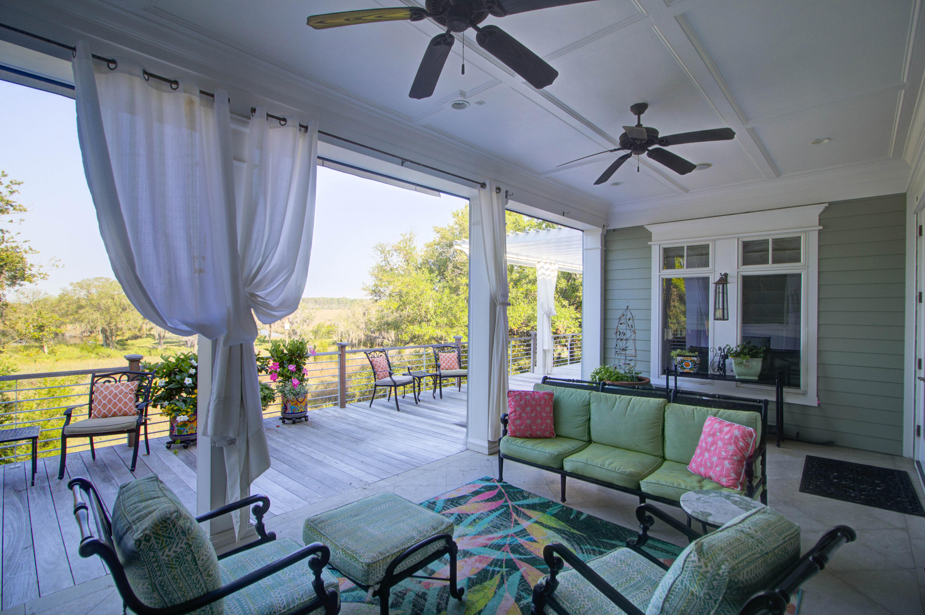 374 Mutual Drive