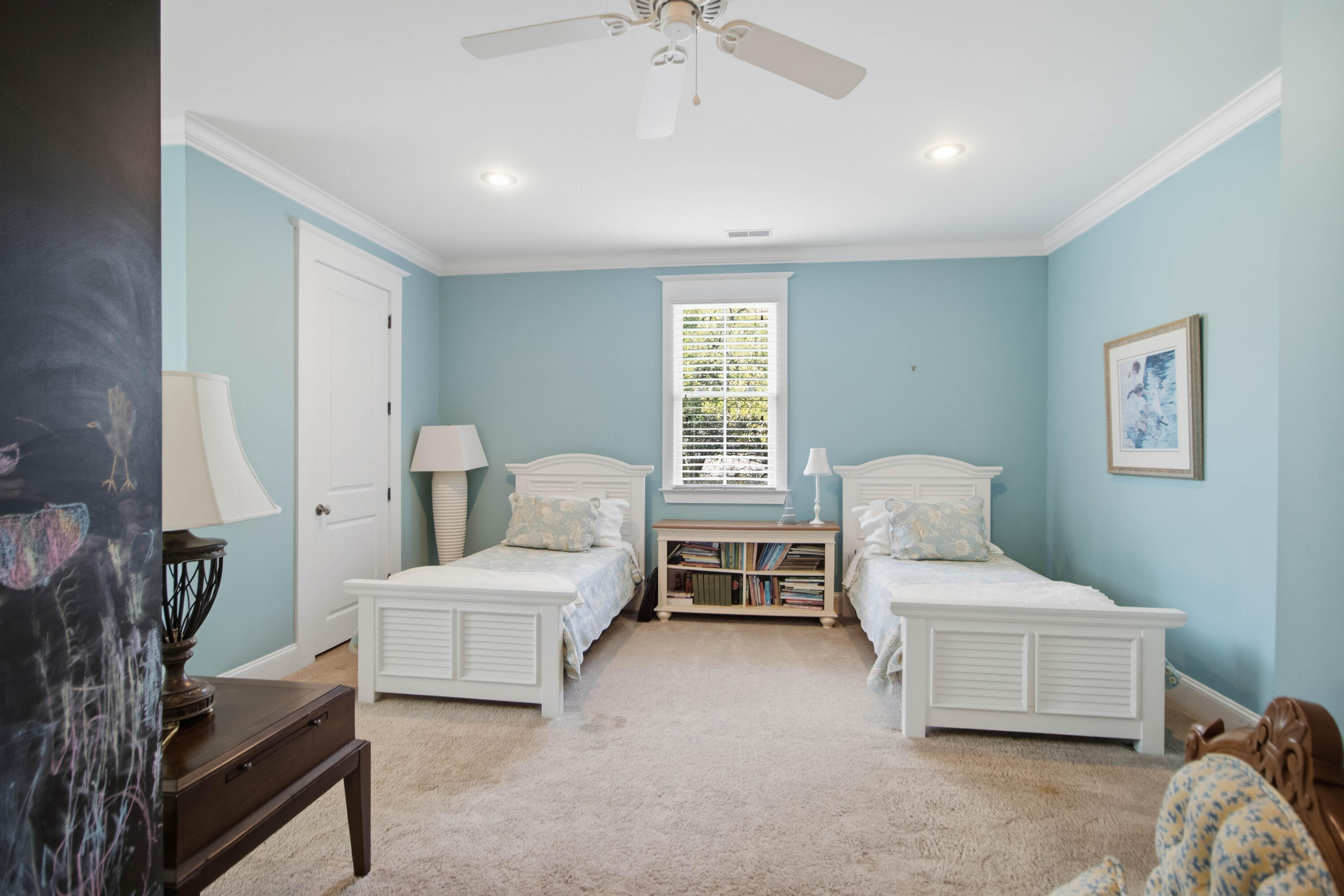 374 Mutual Drive