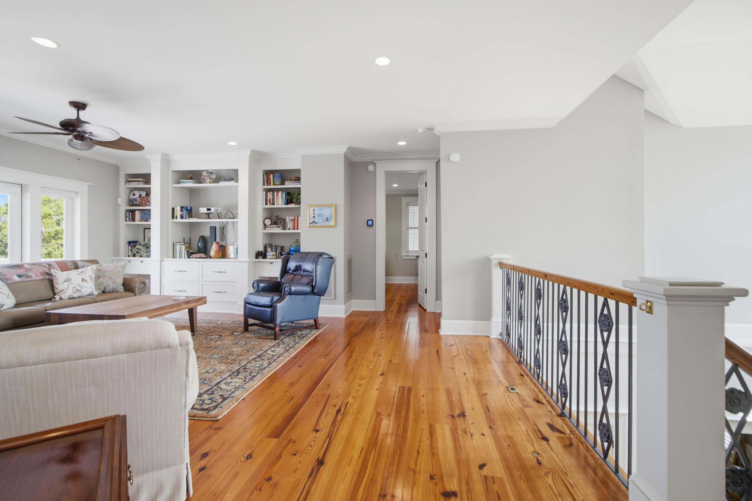 374 Mutual Drive