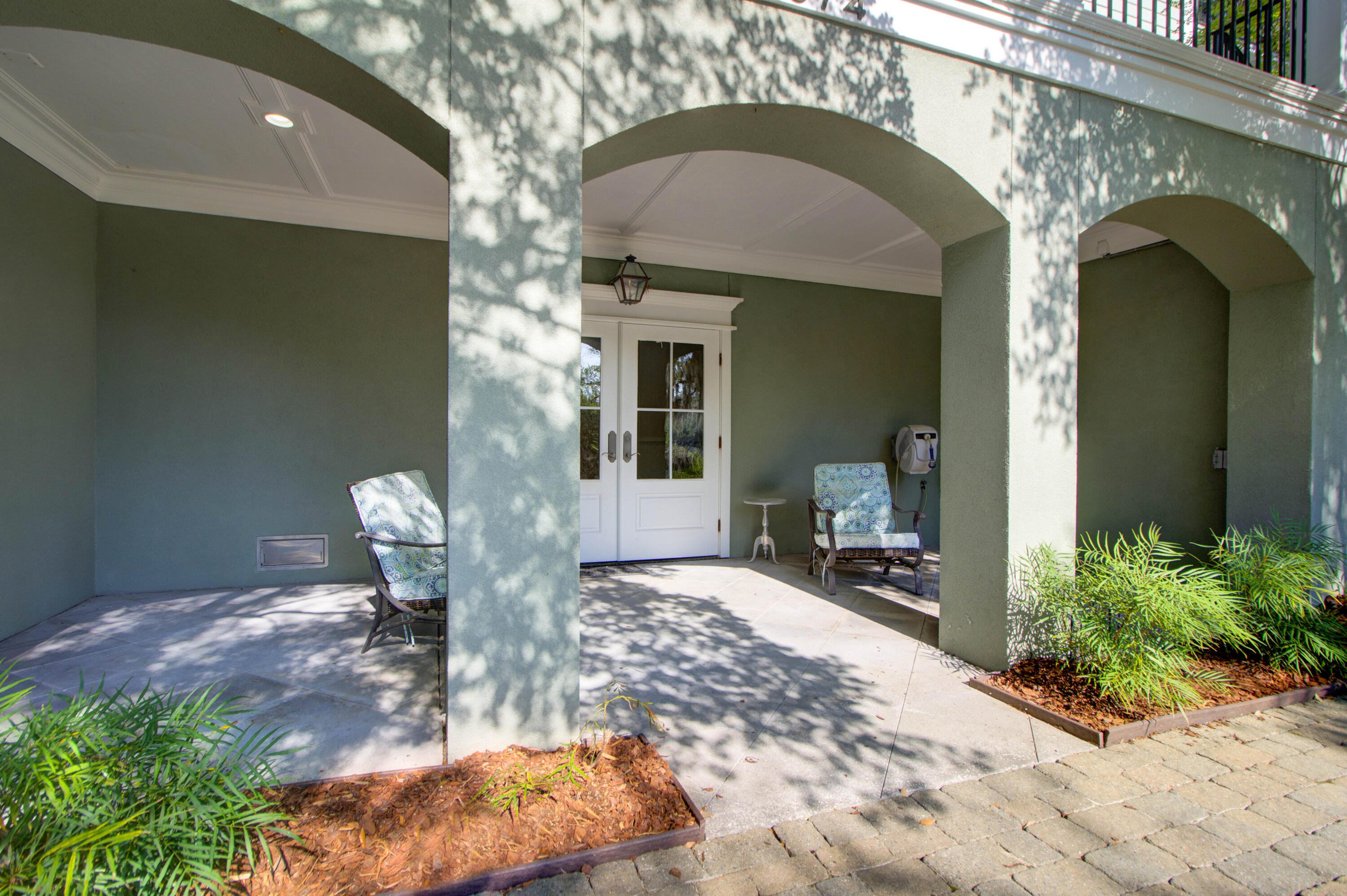 374 Mutual Drive
