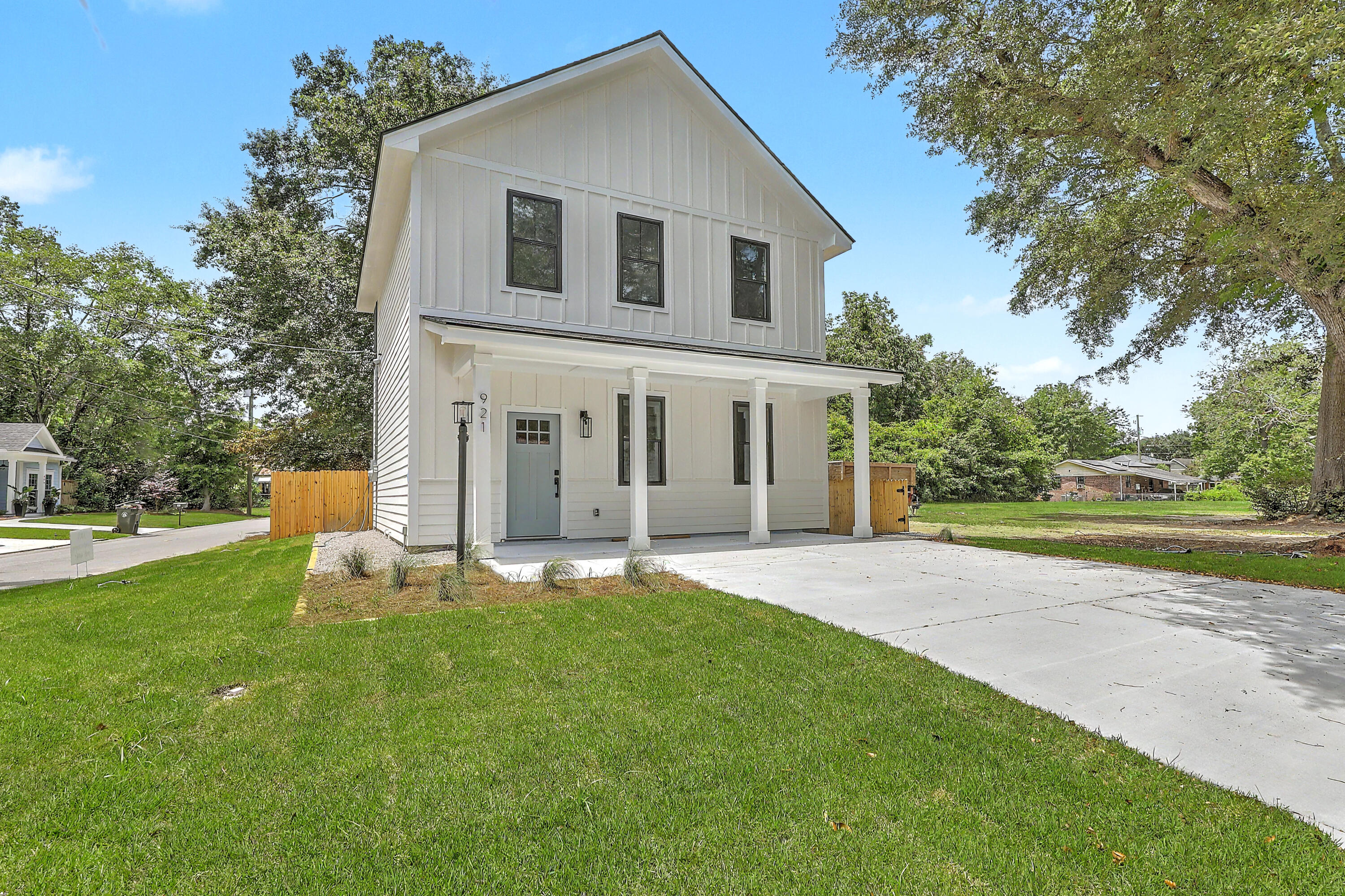 921 Main Street