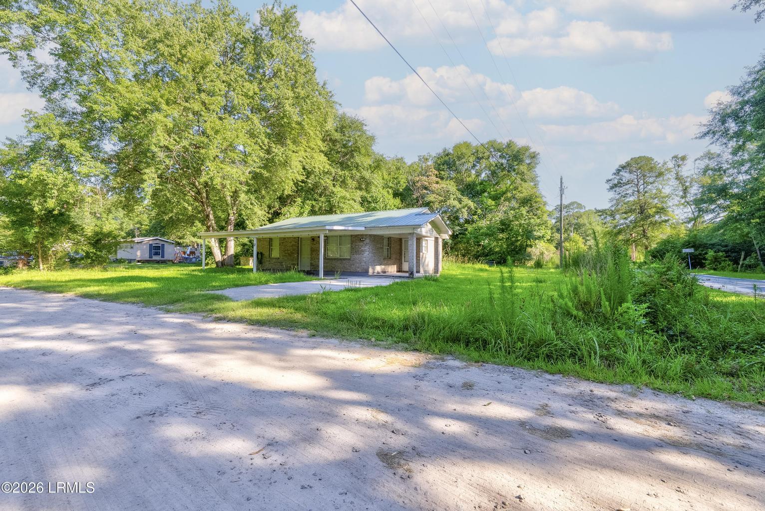 12 Mckay Road