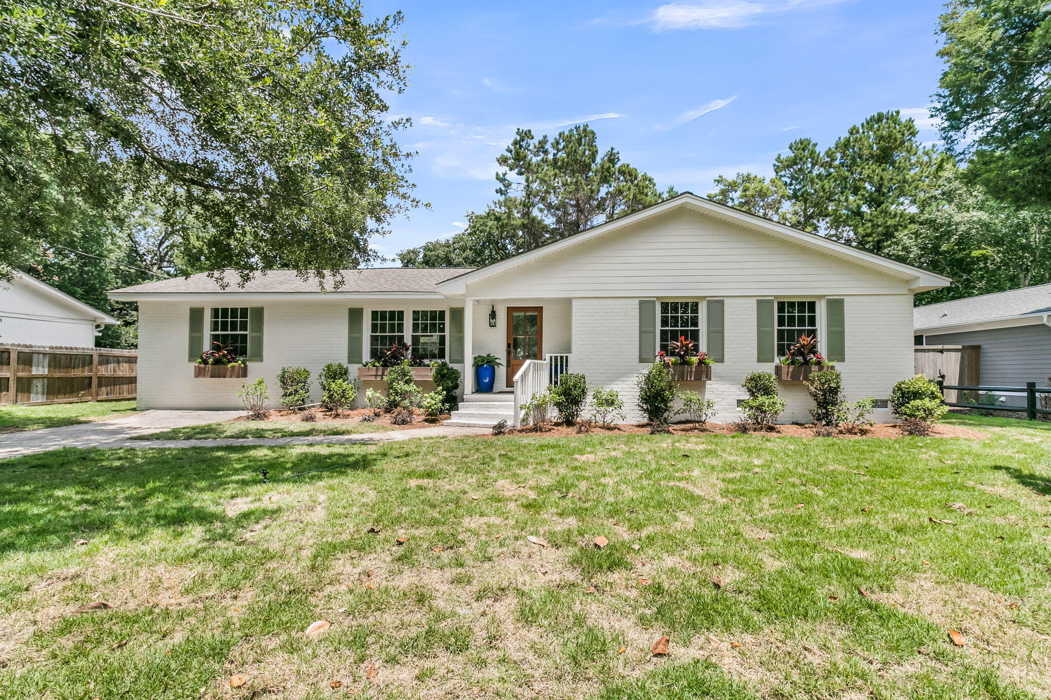 1413 Glencoe Drive