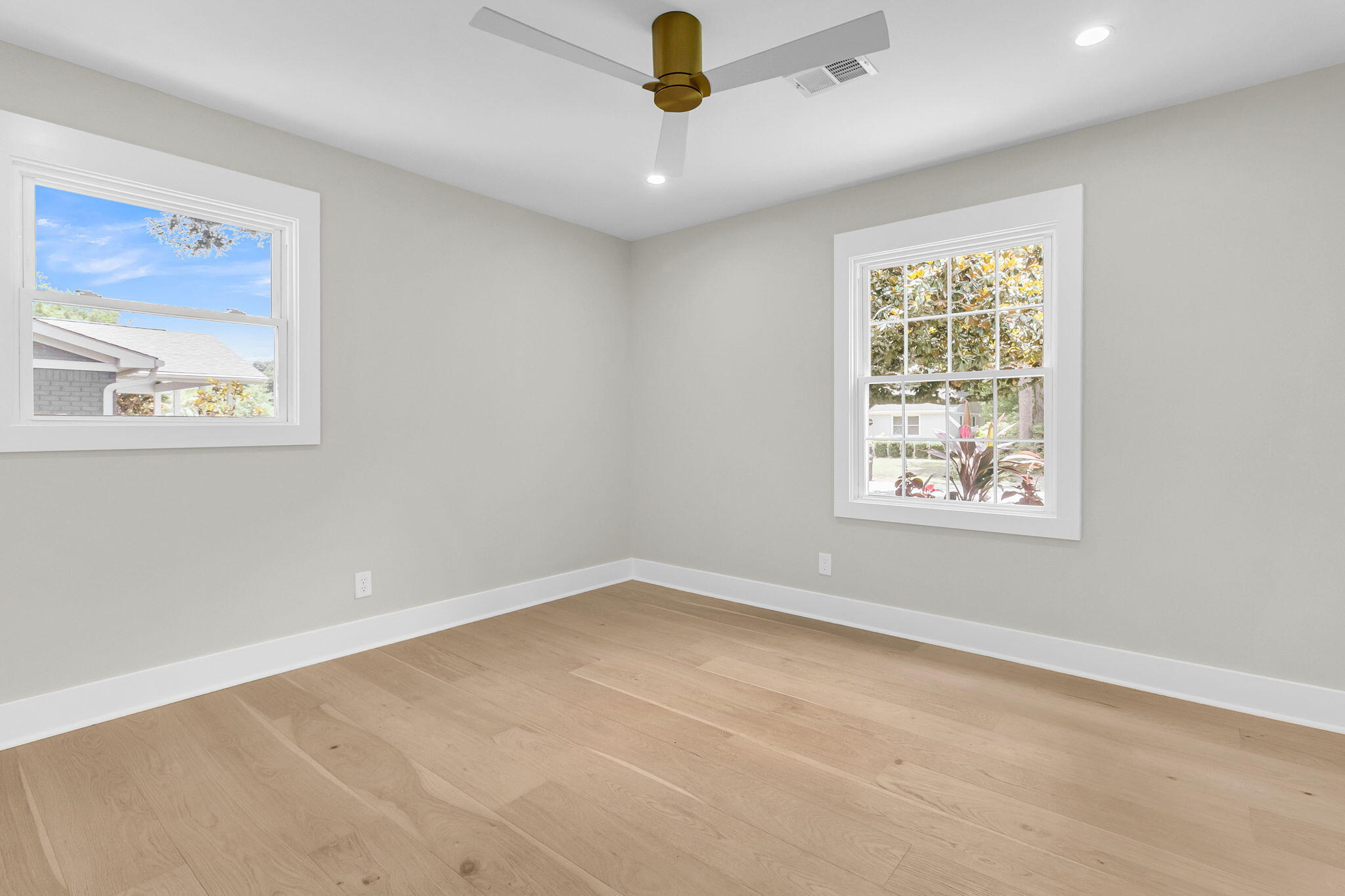 1413 Glencoe Drive