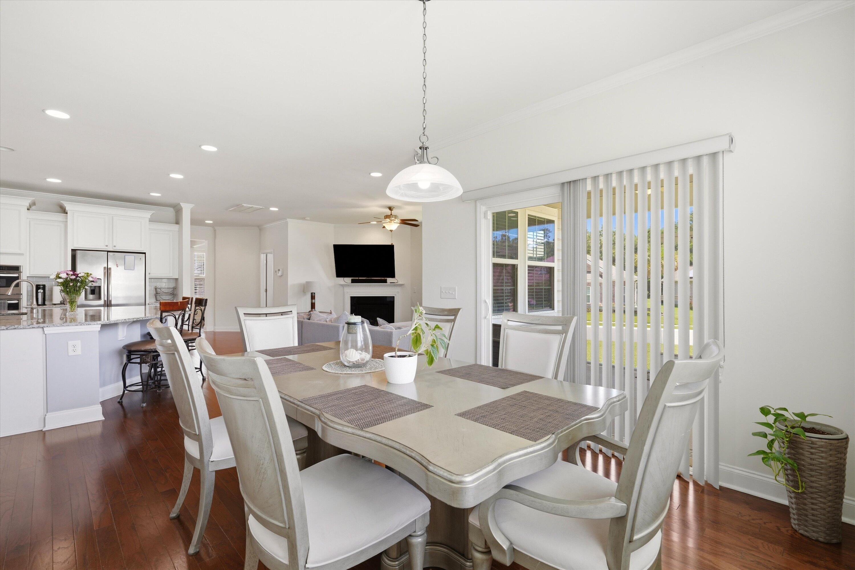 9737 Table Mountain Lane