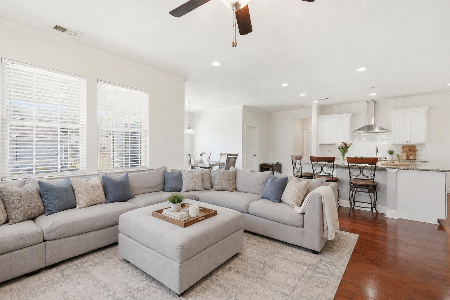 9737 Table Mountain Lane