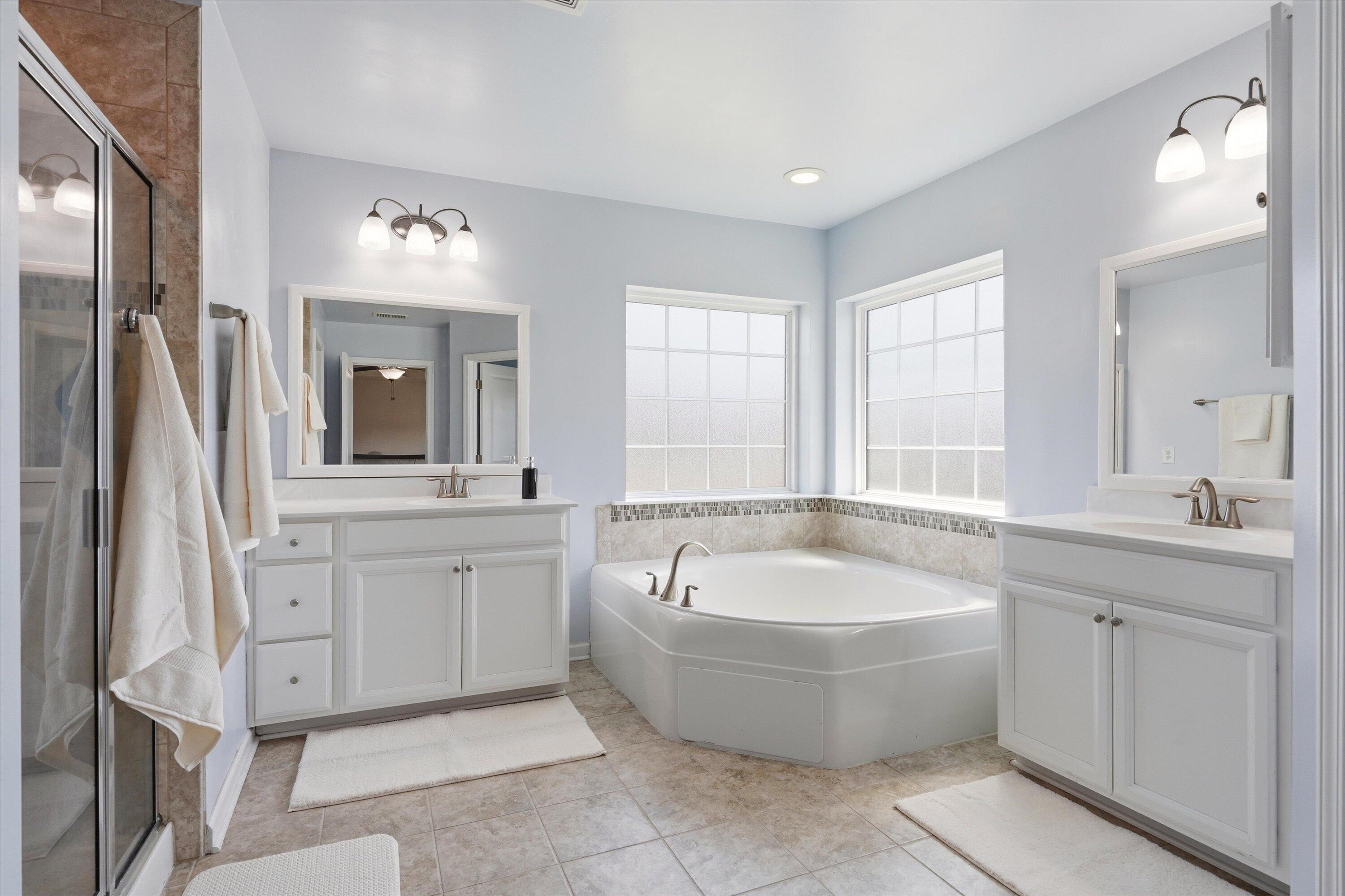 9737 Table Mountain Lane