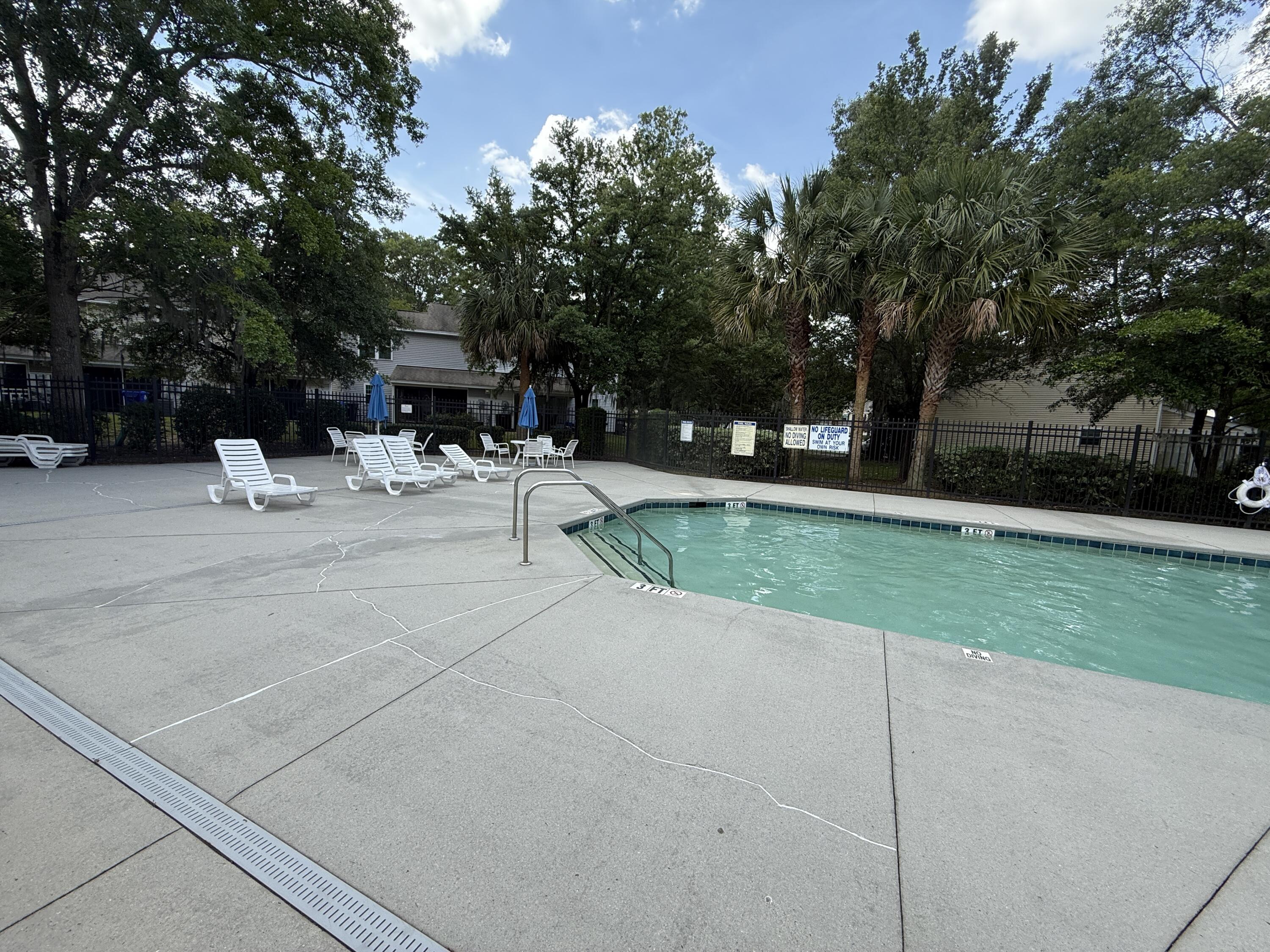 7948 Shadow Oak Drive