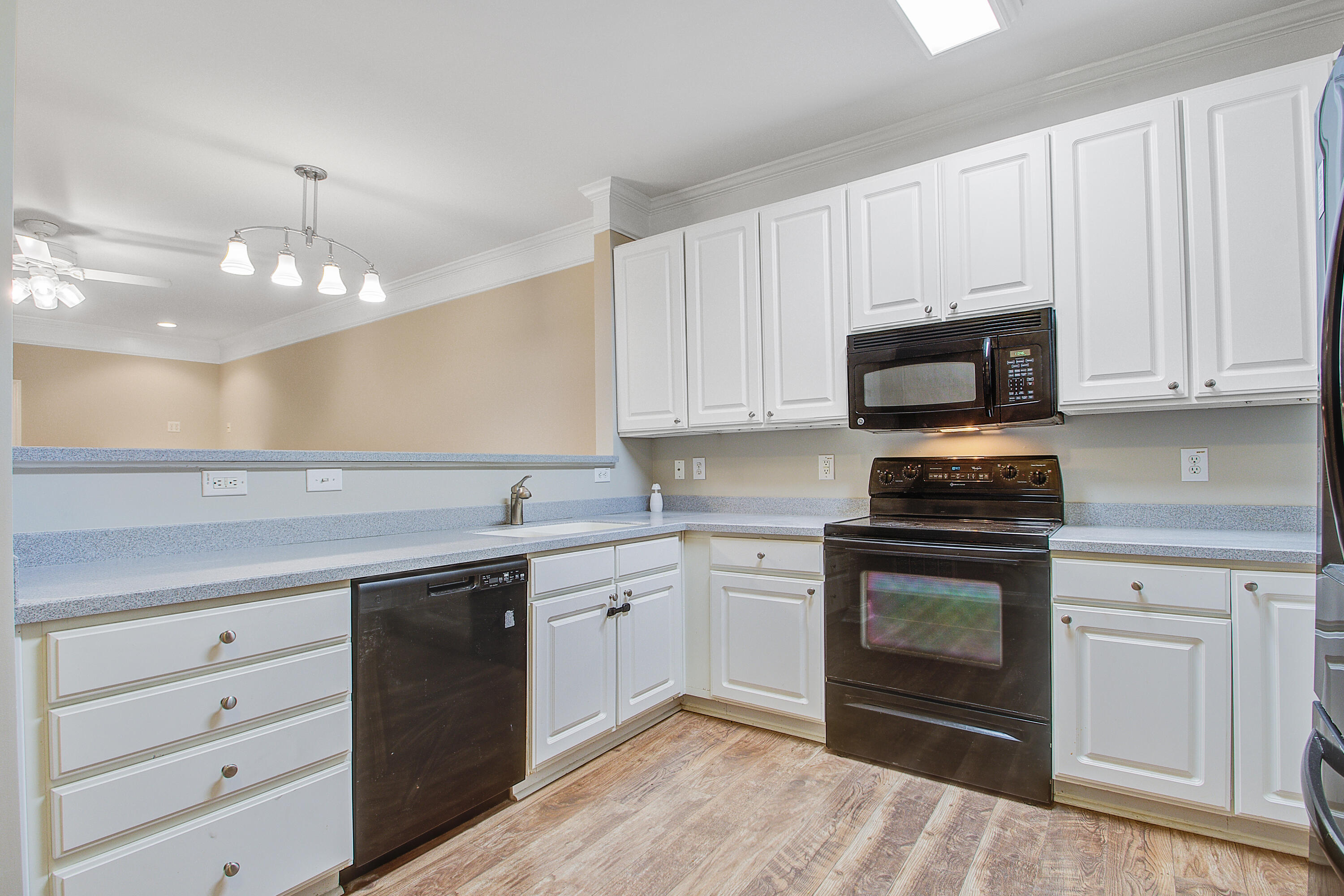 1025 Riverland Woods Place # 214