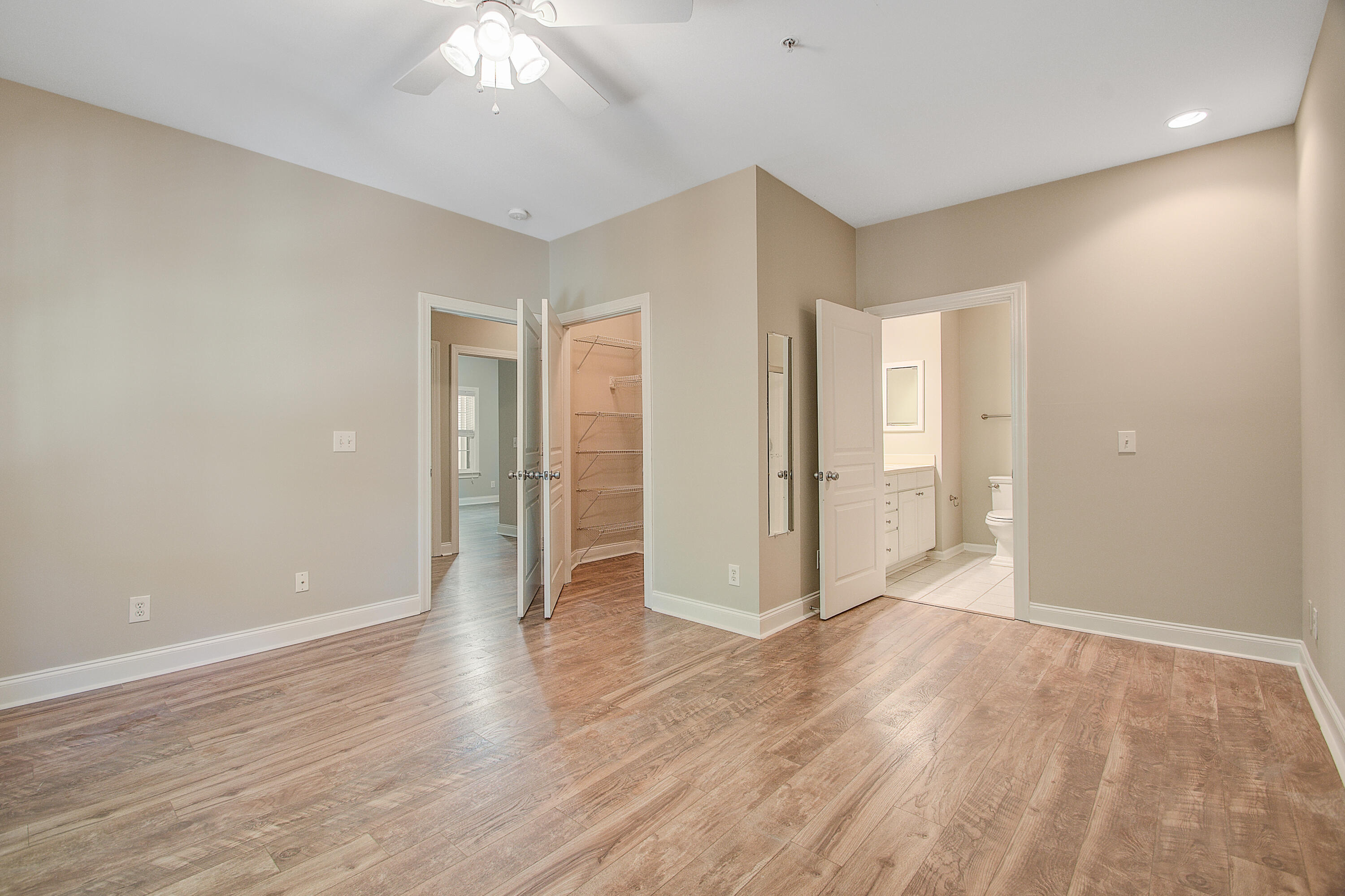 1025 Riverland Woods Place # 214