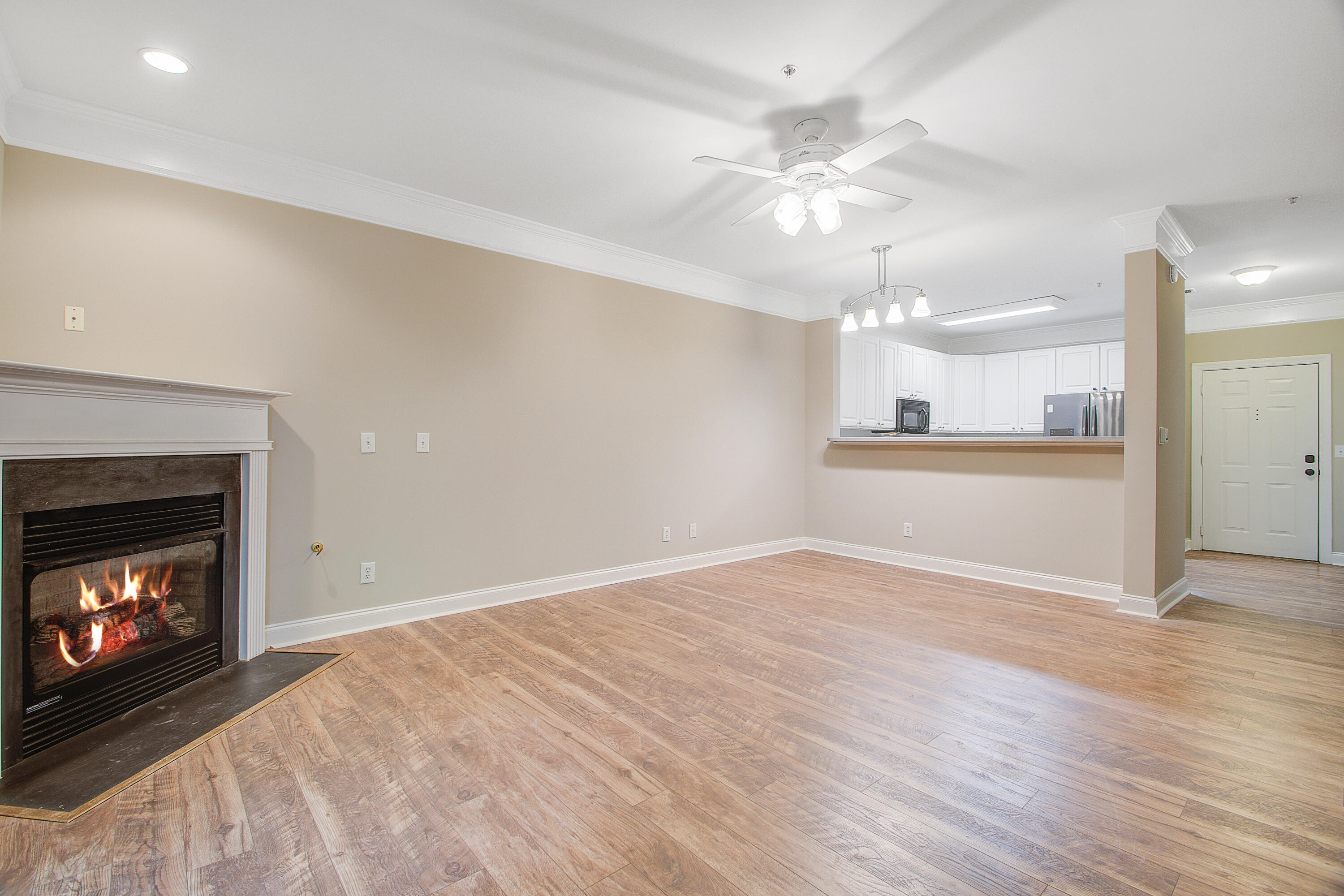 1025 Riverland Woods Place # 214