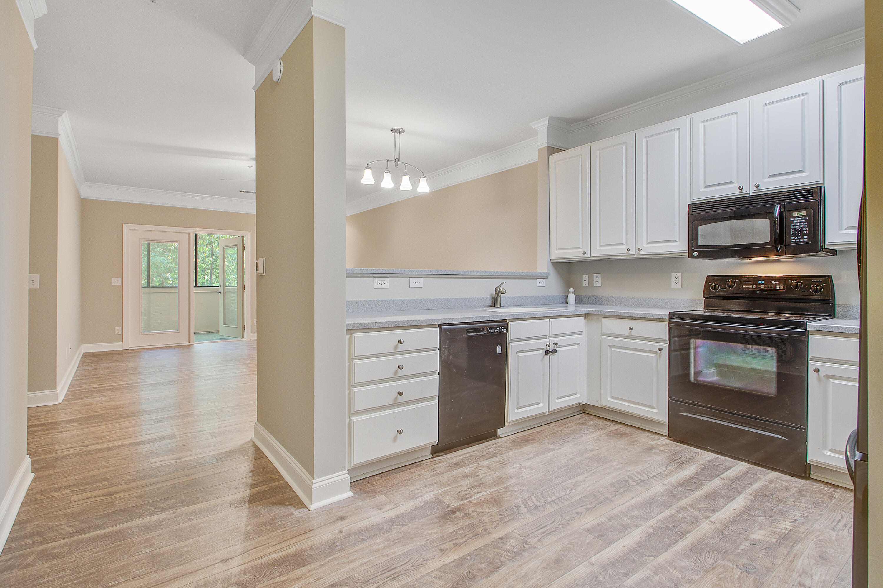 1025 Riverland Woods Place # 214