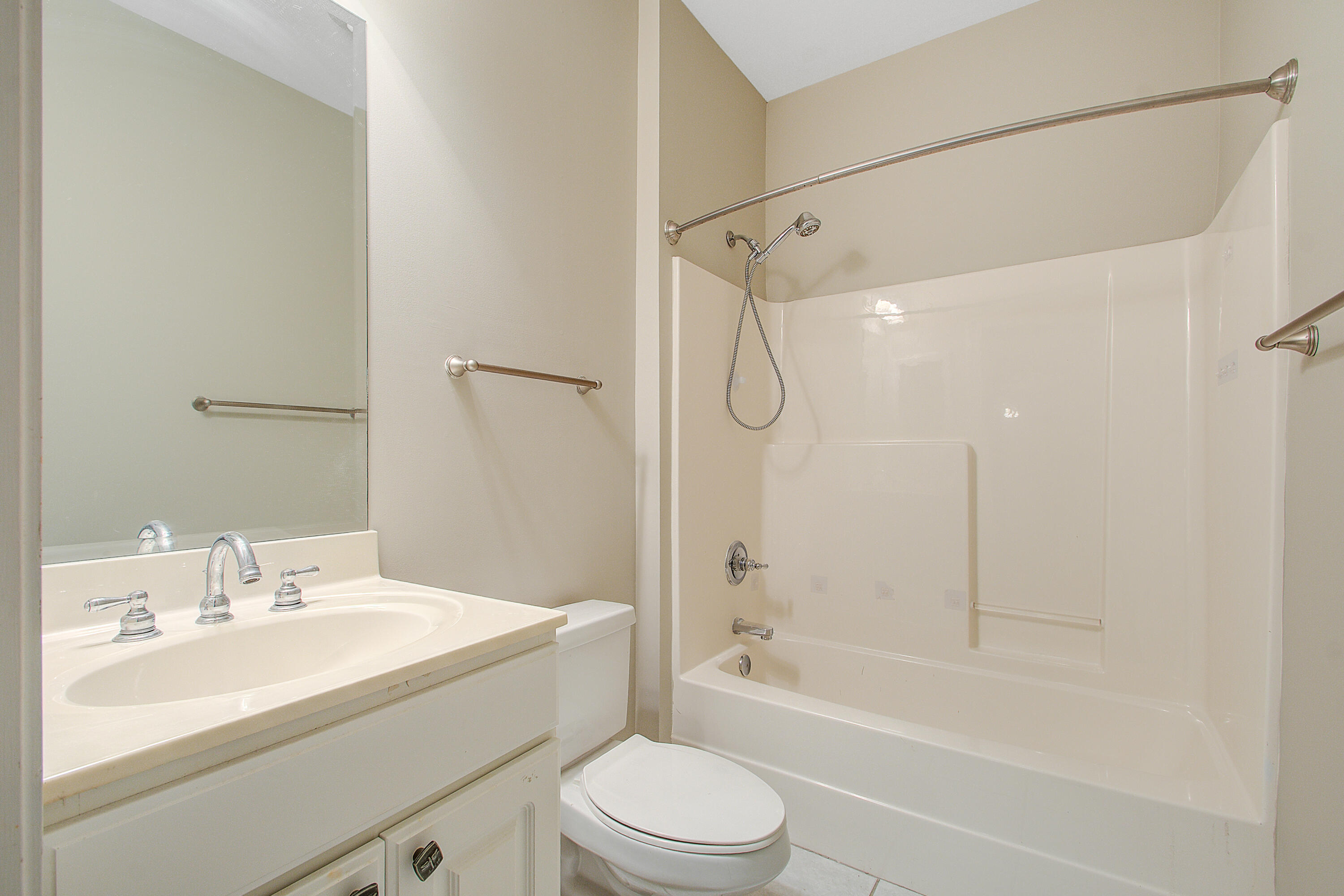 1025 Riverland Woods Place # 214