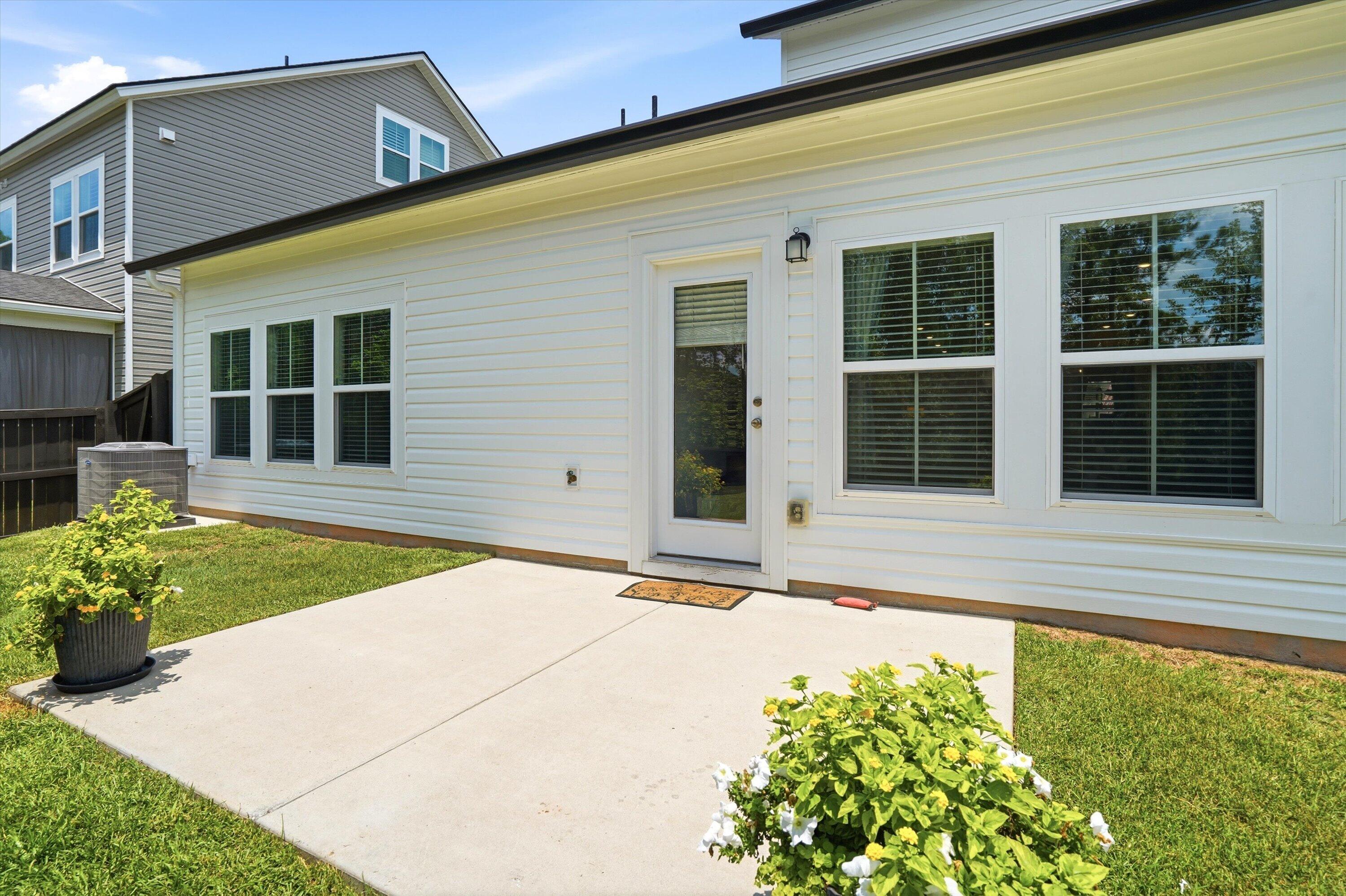 96 Red Bluff Street