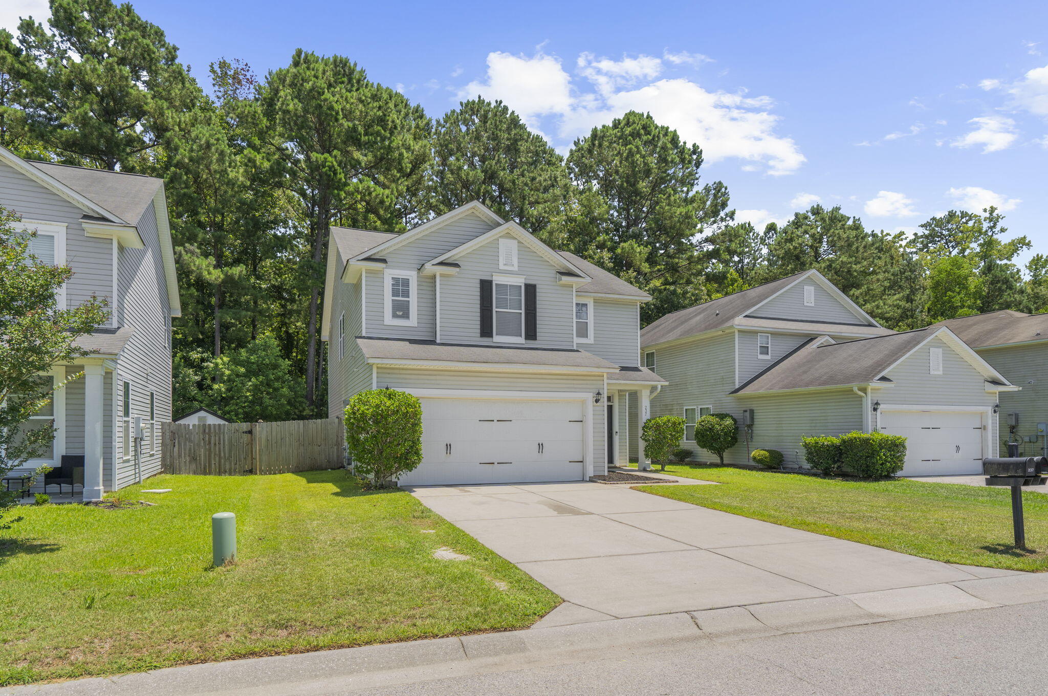 237 Oglethorpe Circle