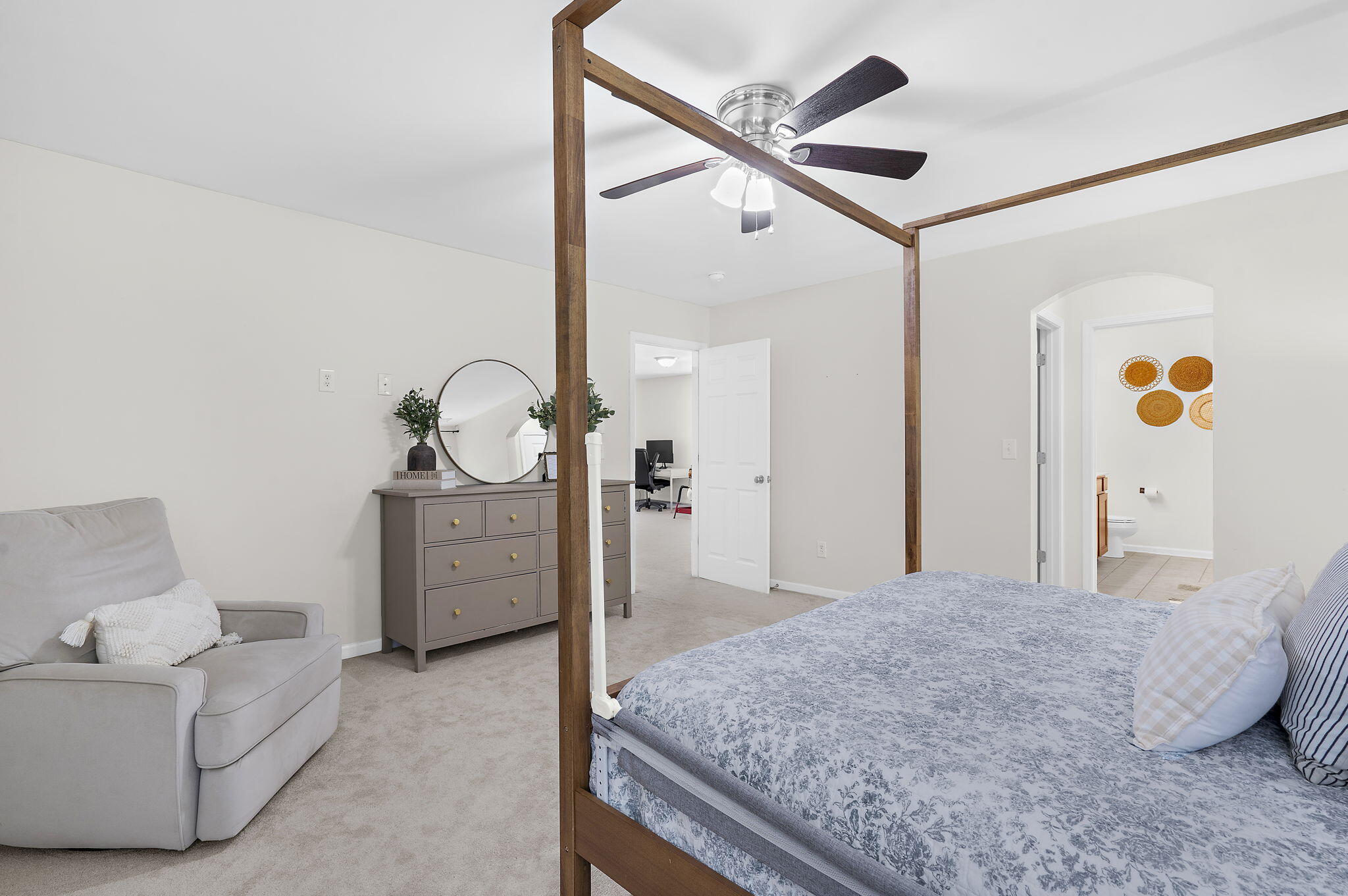 237 Oglethorpe Circle
