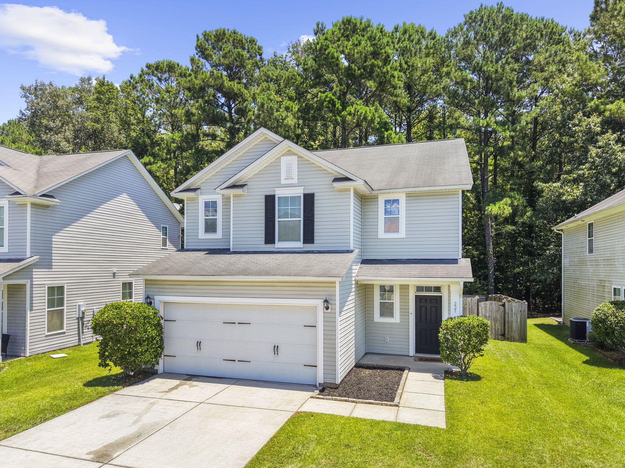 237 Oglethorpe Circle