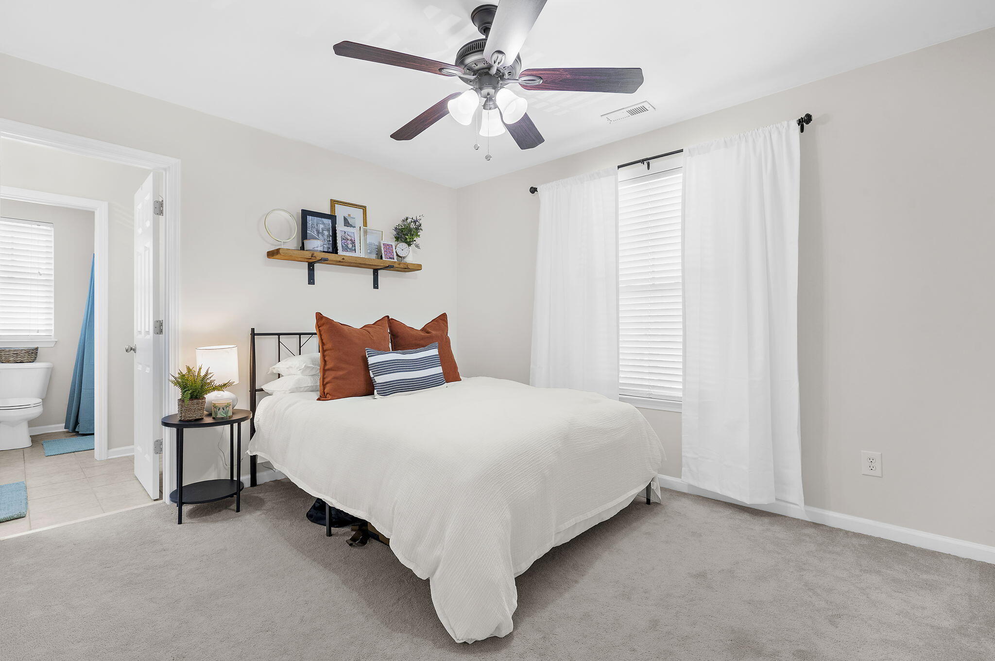 237 Oglethorpe Circle