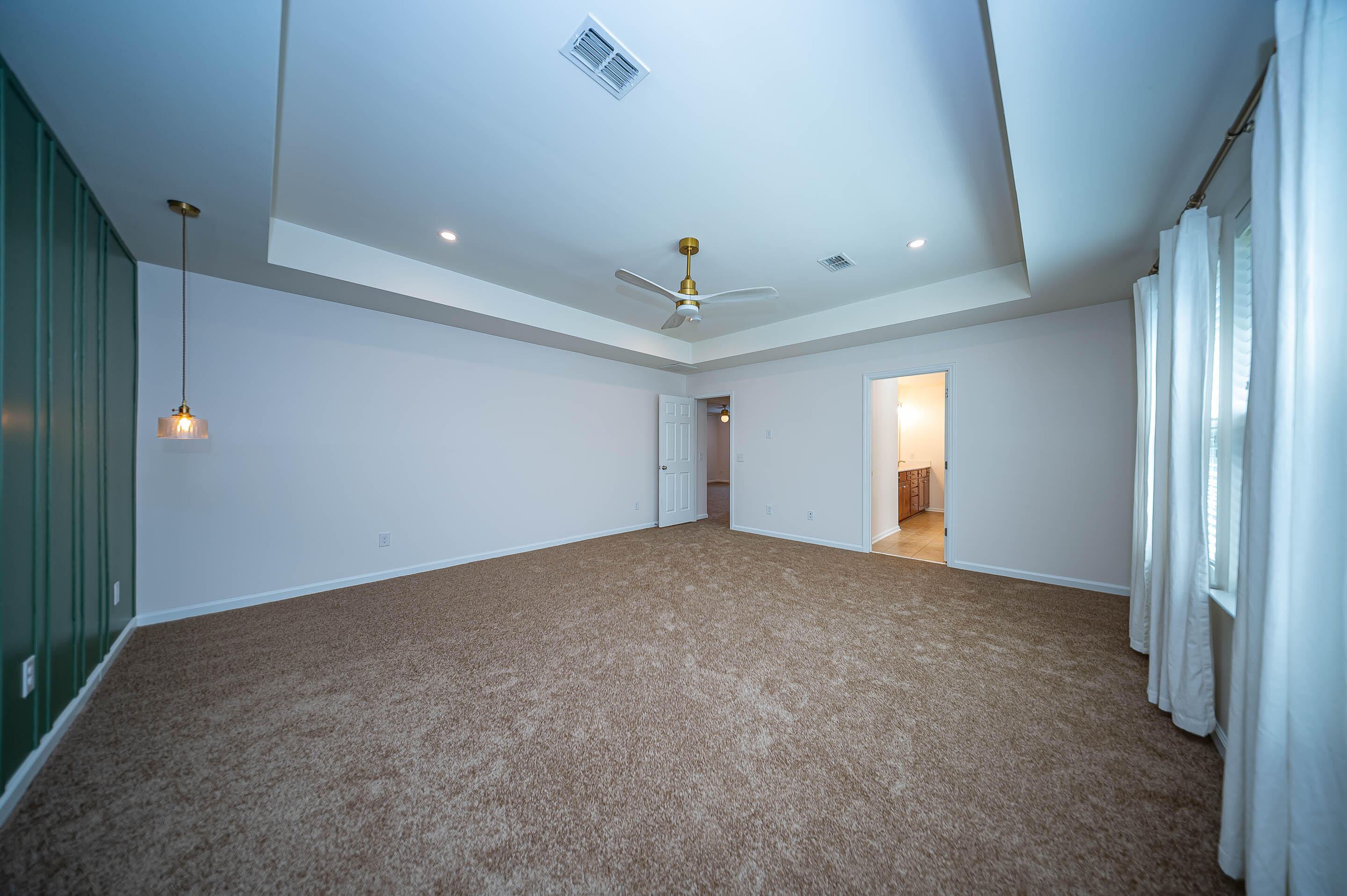 204 Buttercup Lane